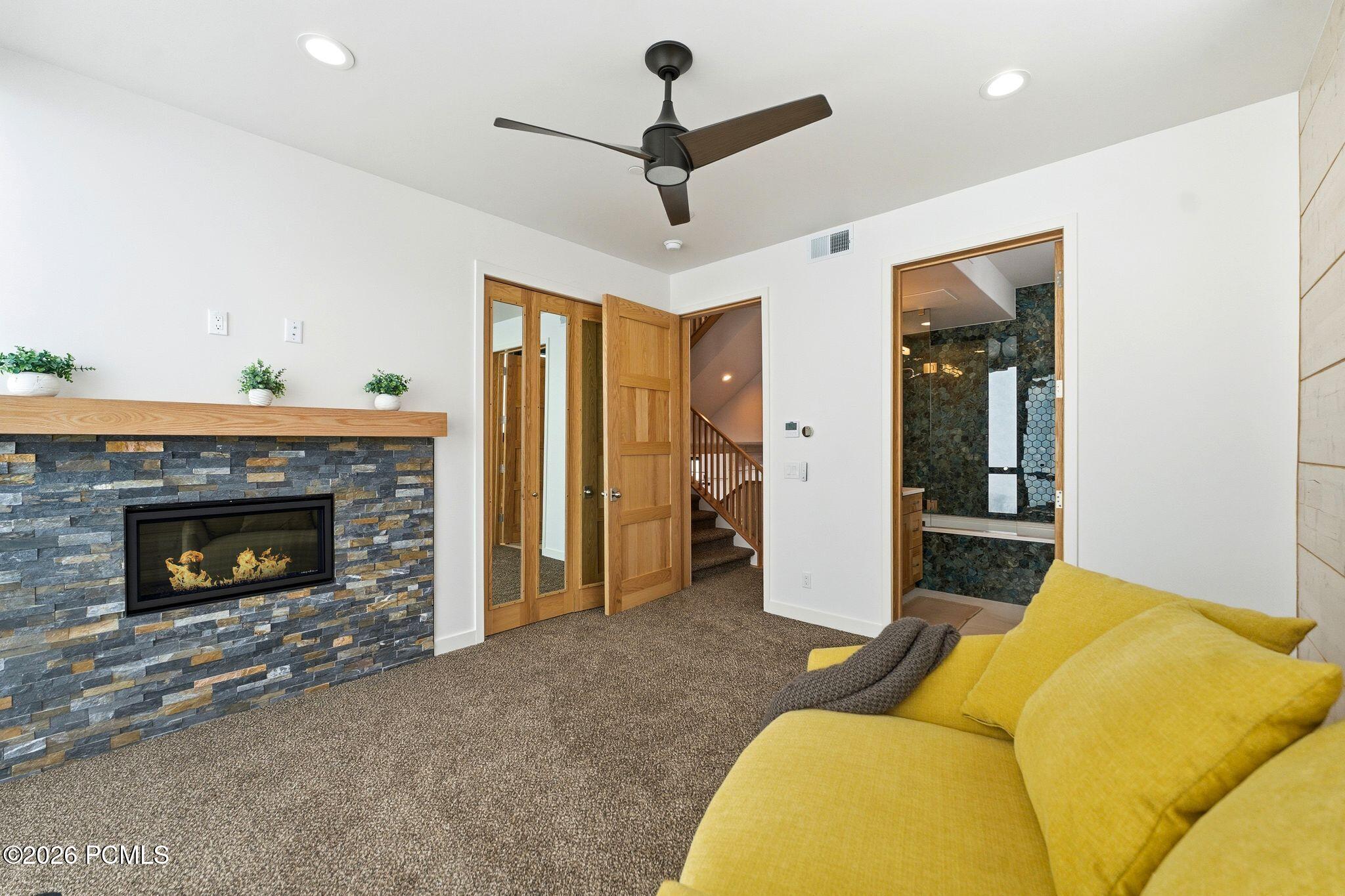 8526 Overlook Drive