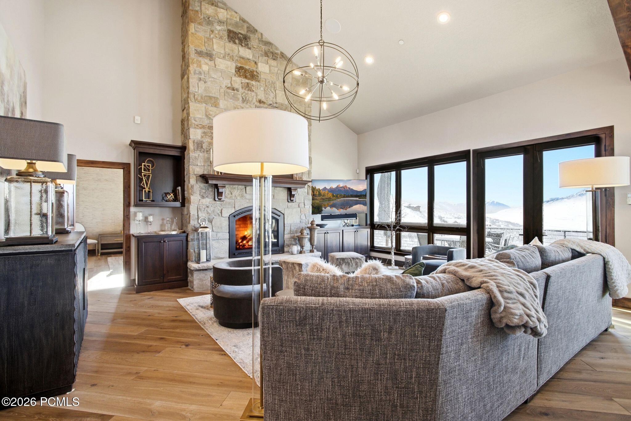 11080 N Lariat Court