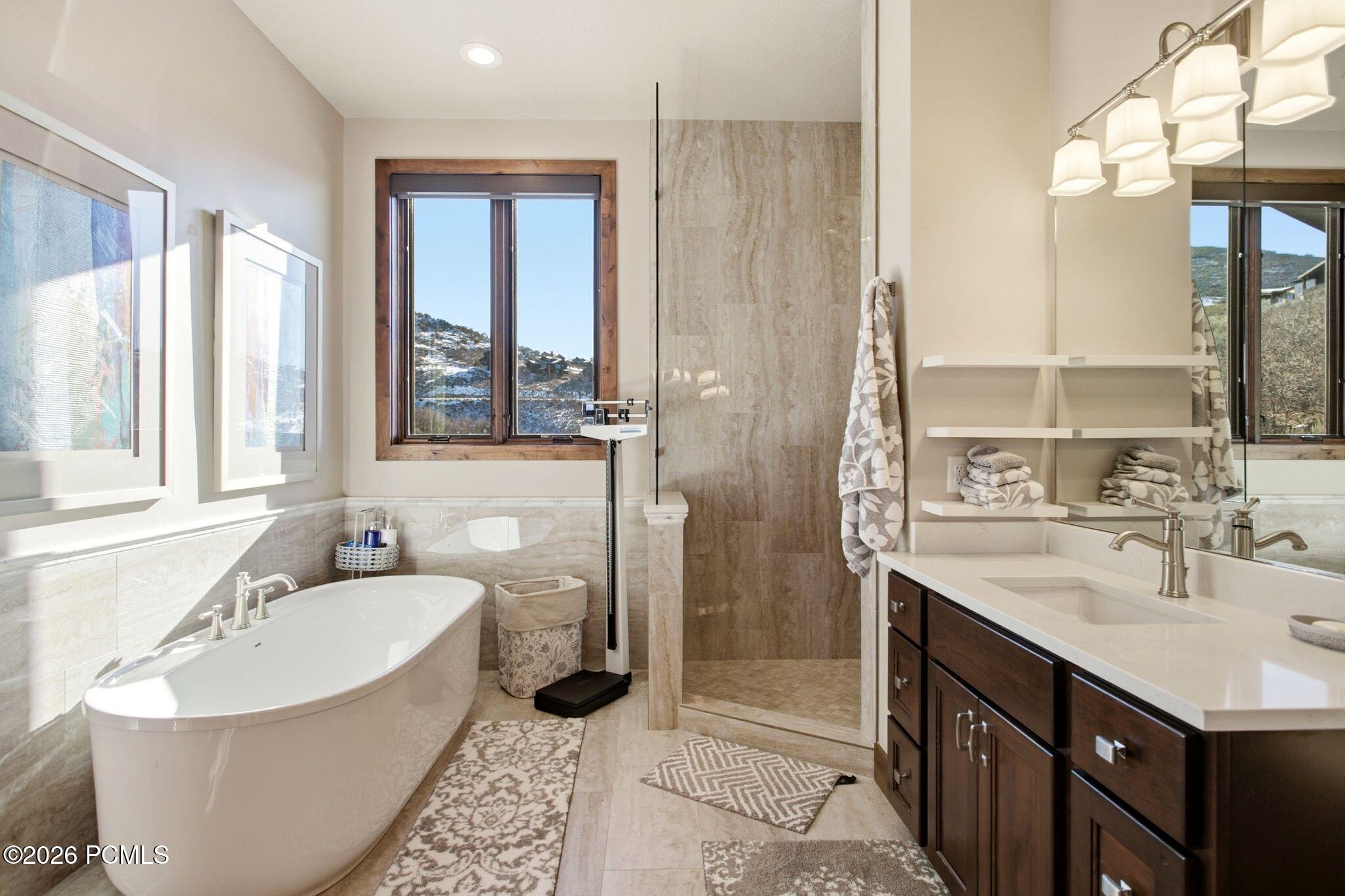 11080 N Lariat Court