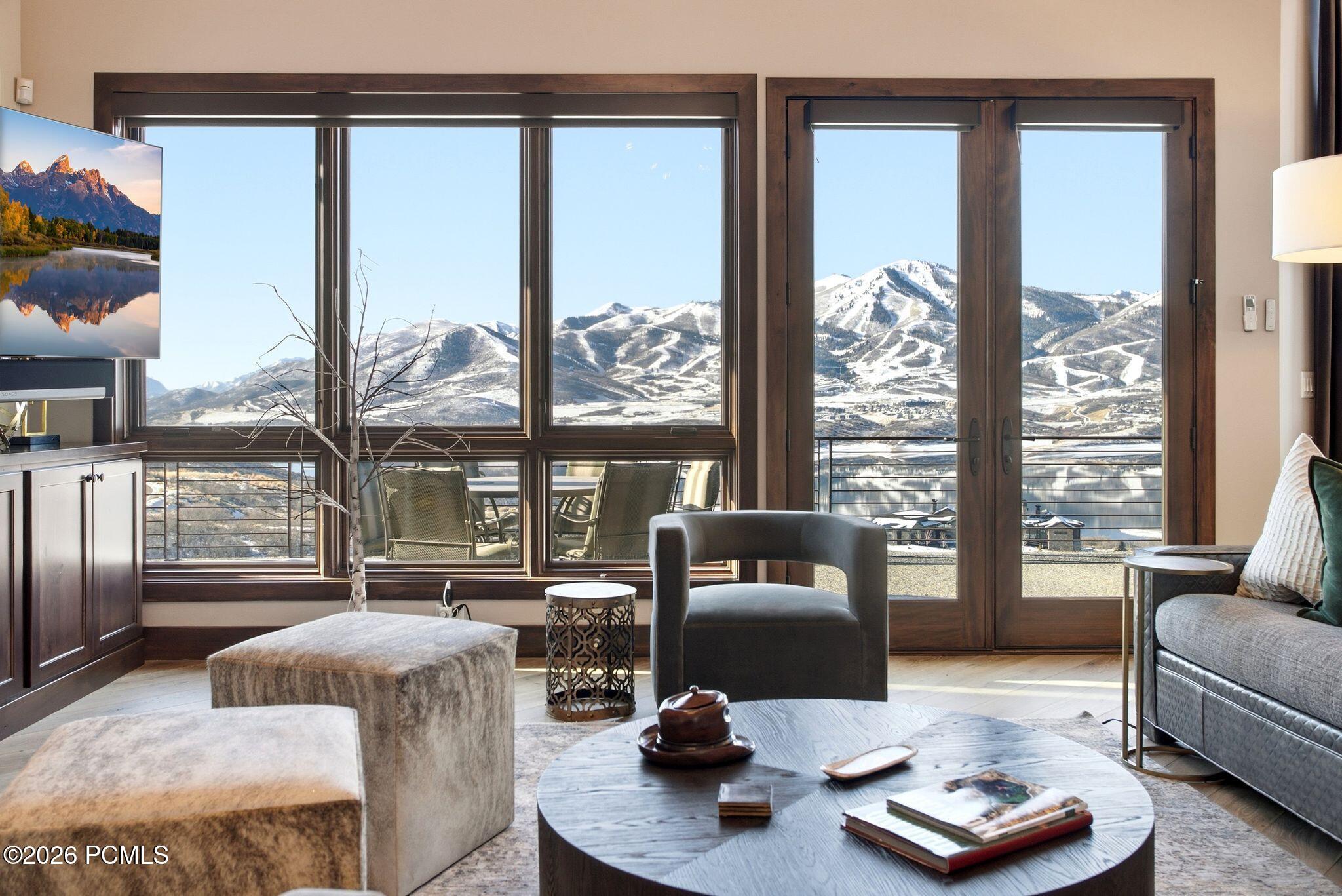 11080 N Lariat Court