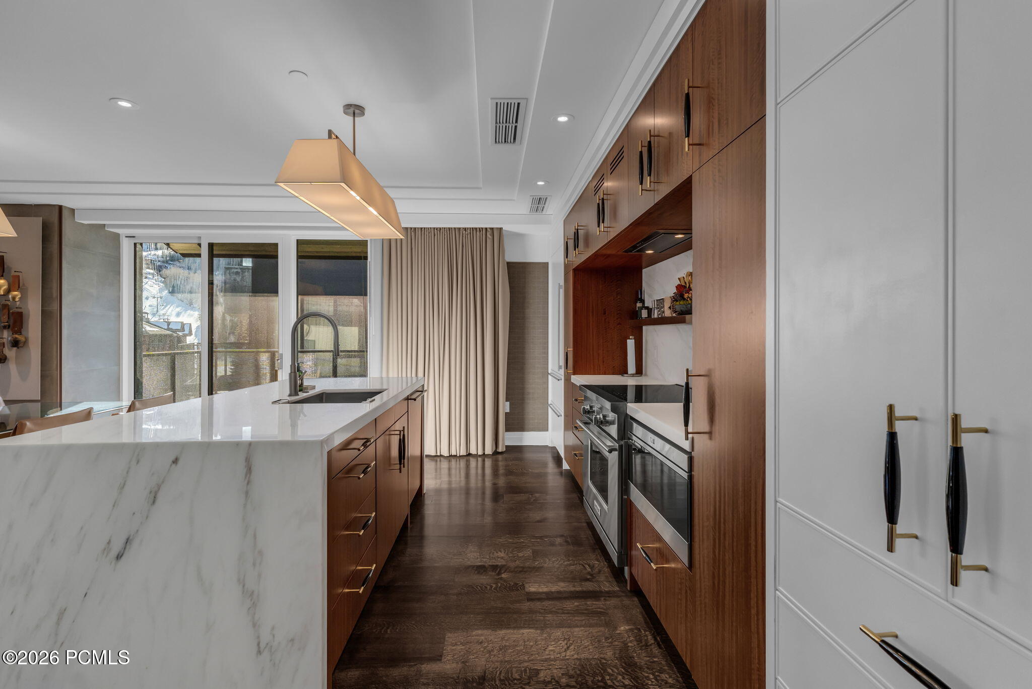 7520 Royal Street E 510