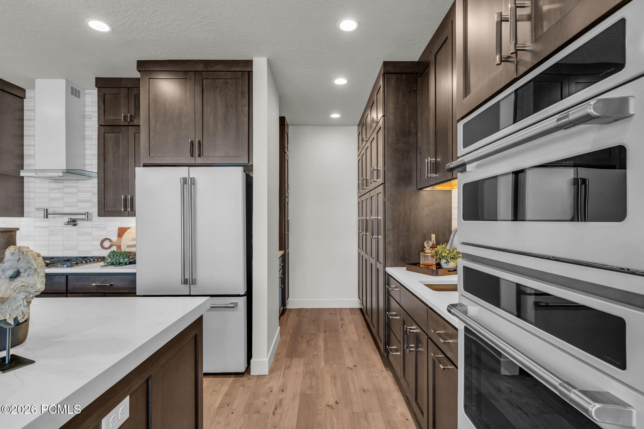 612 E Silver Hill Loop