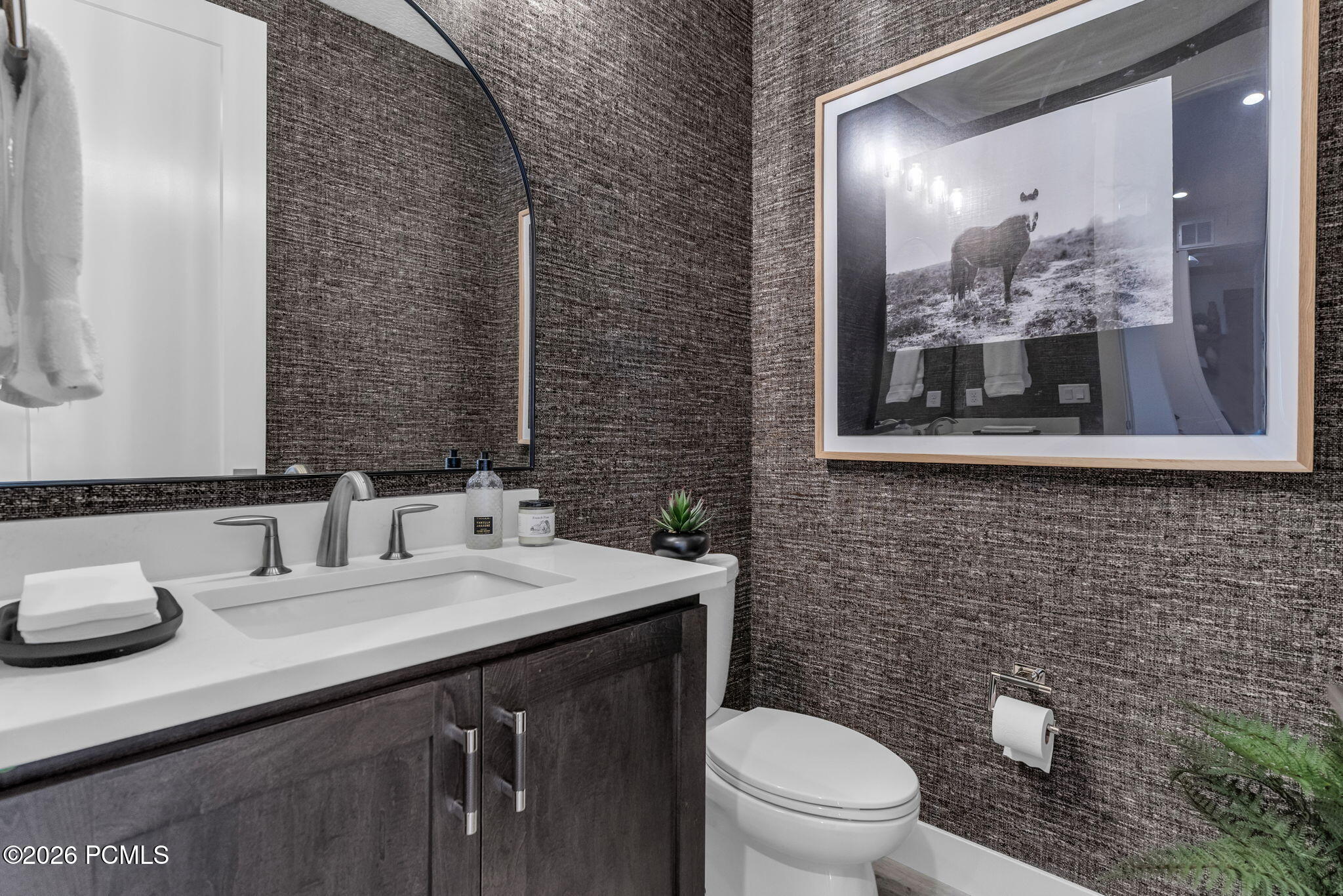 612 E Silver Hill Loop