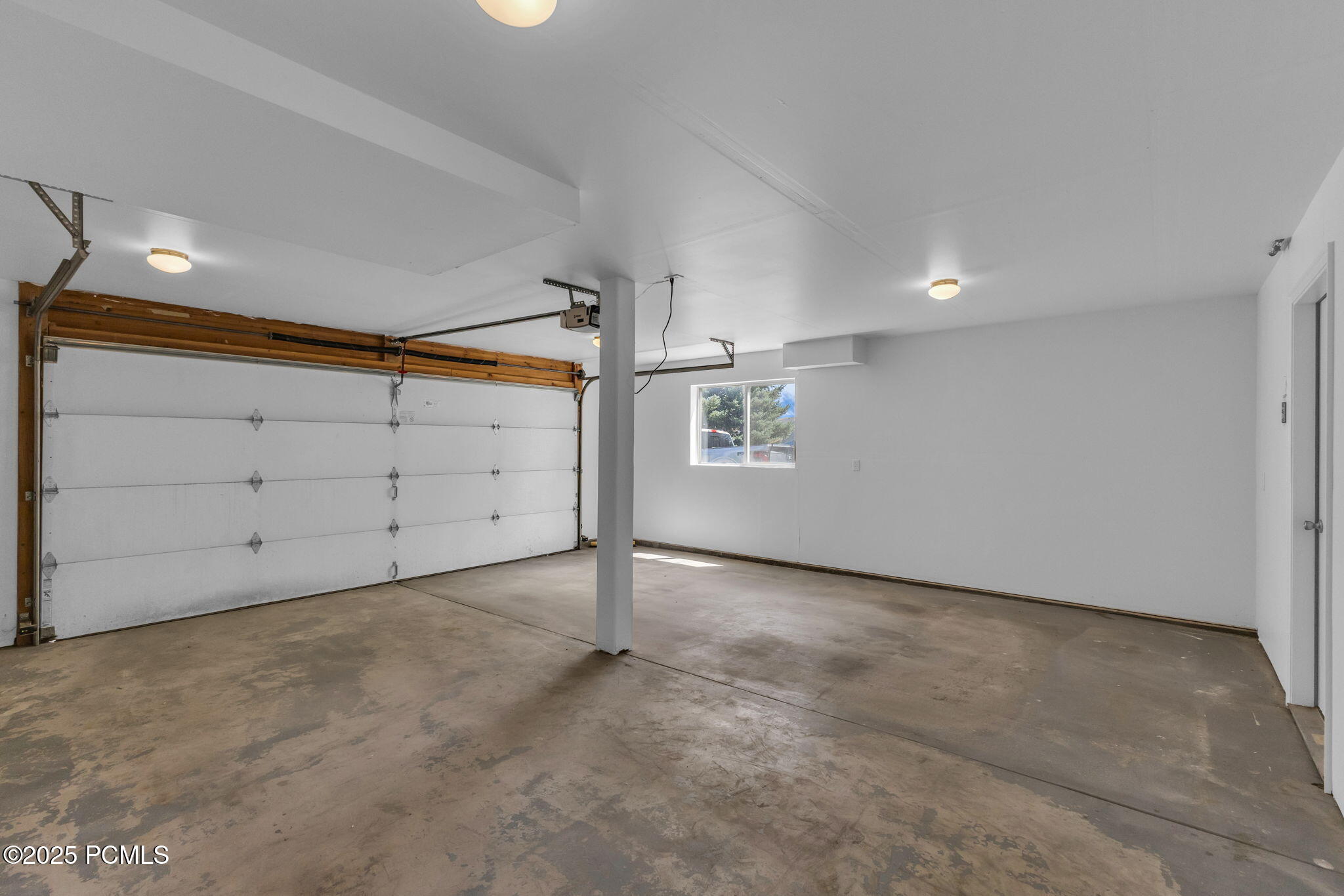 874 S West Hoytsville Road