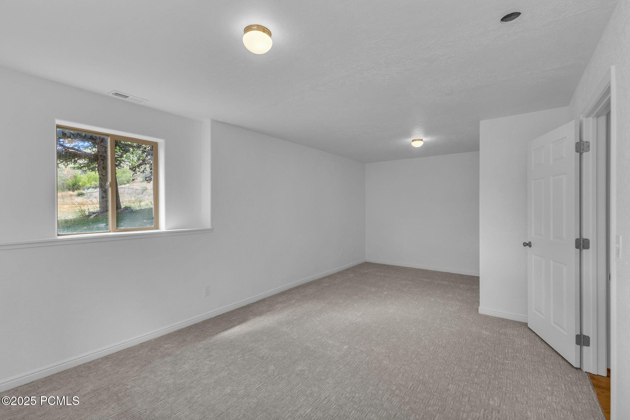 874 S West Hoytsville Road