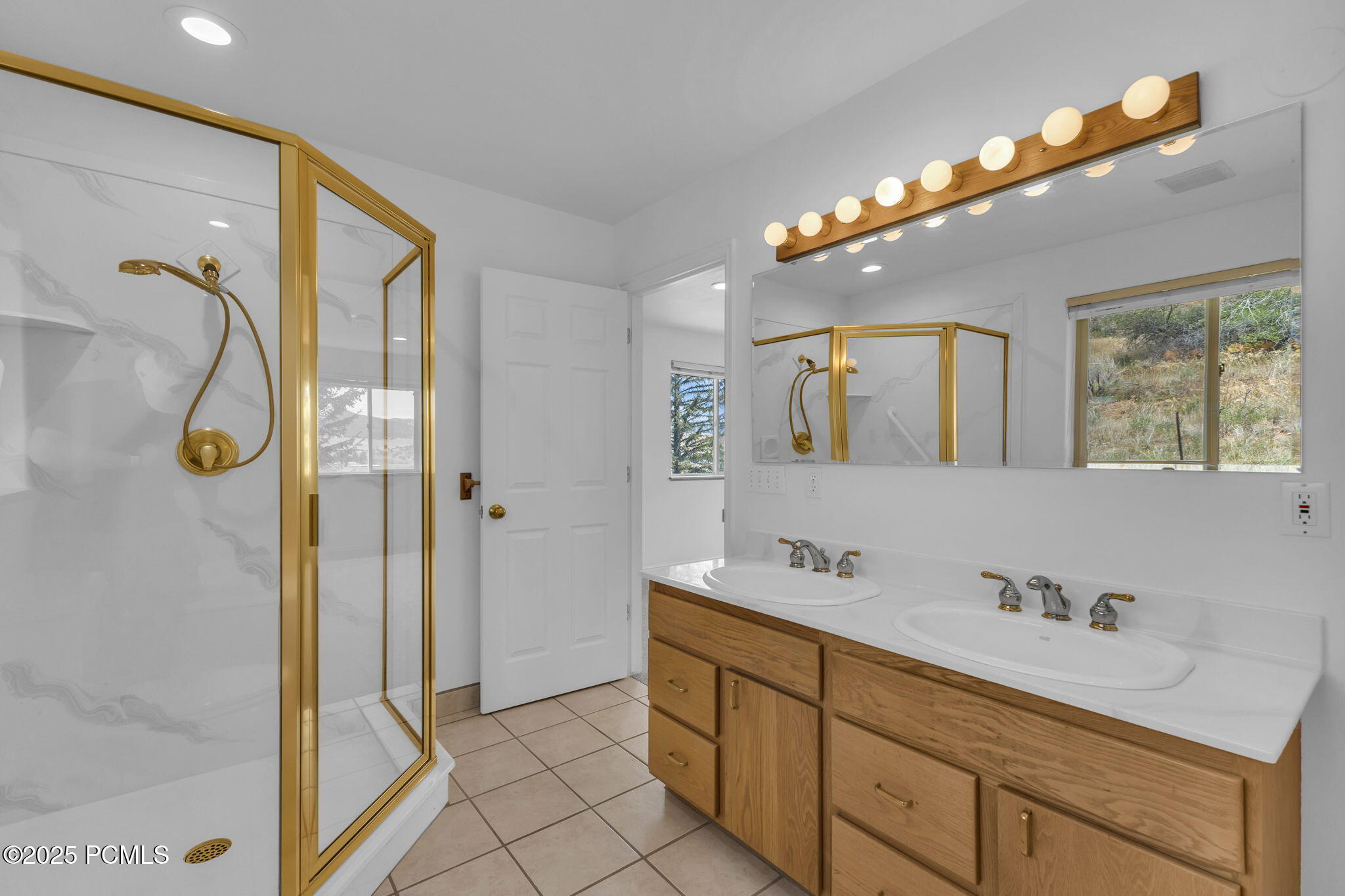 874 S West Hoytsville Road