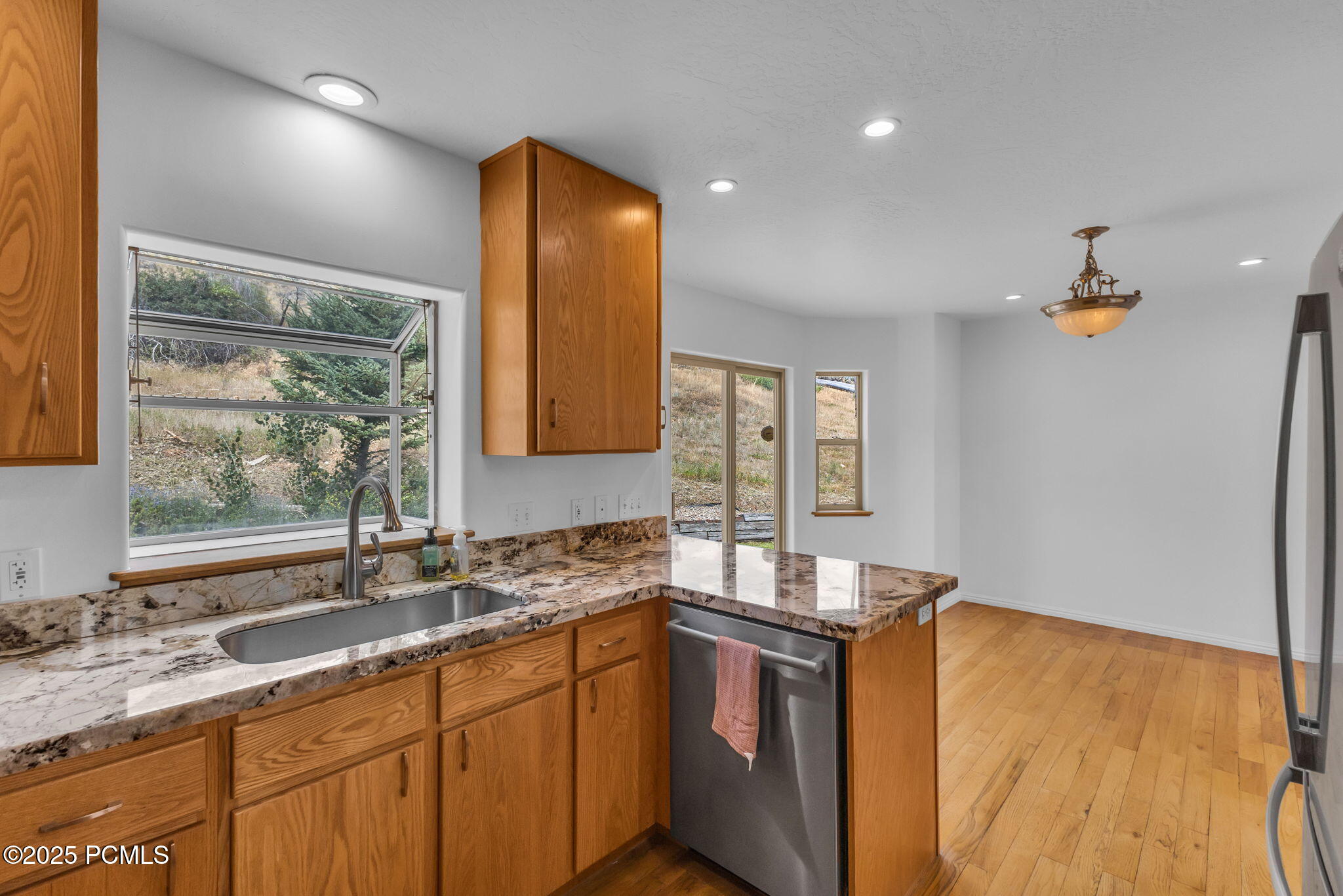 874 S West Hoytsville Road