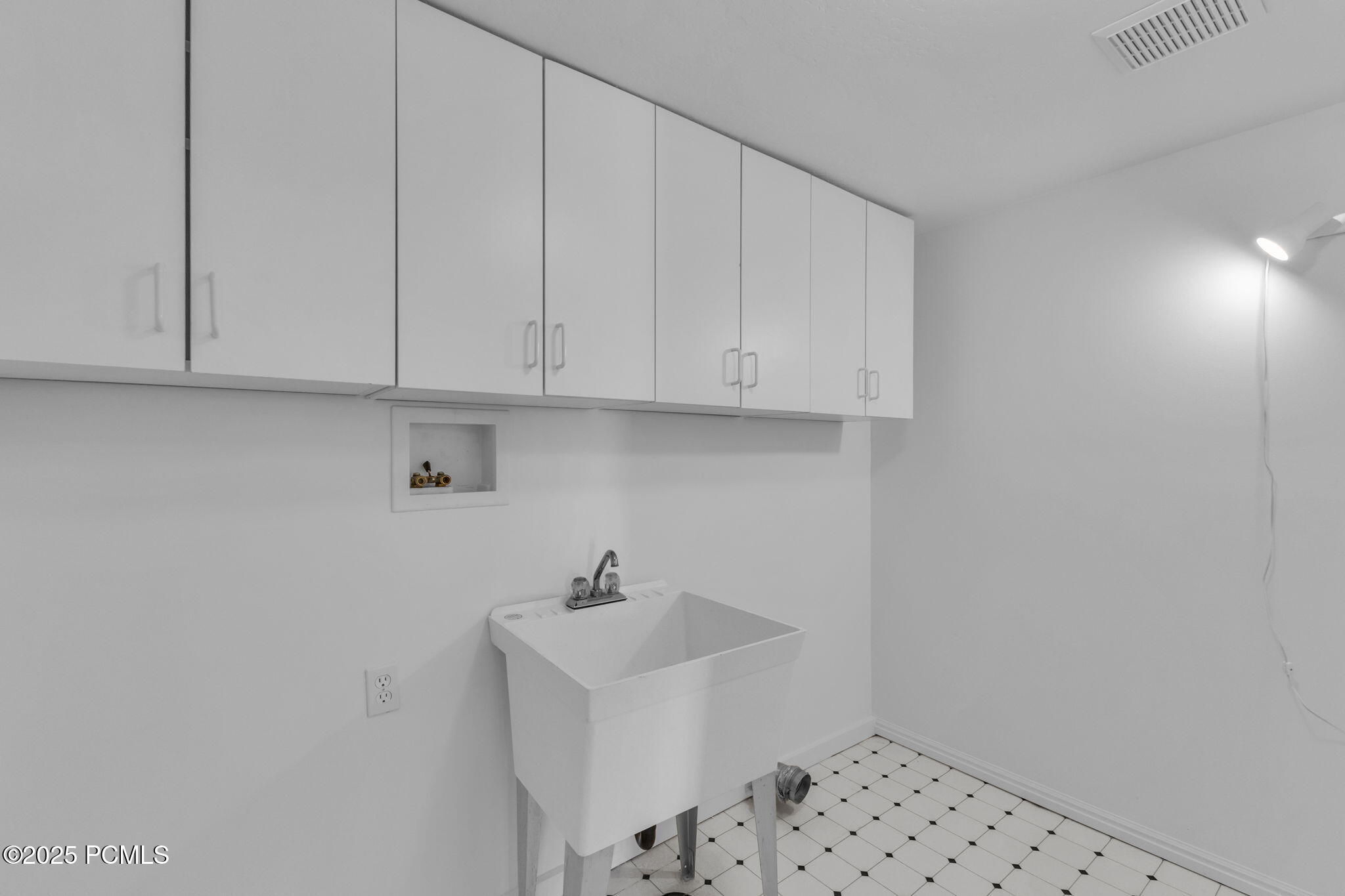 874 S West Hoytsville Road