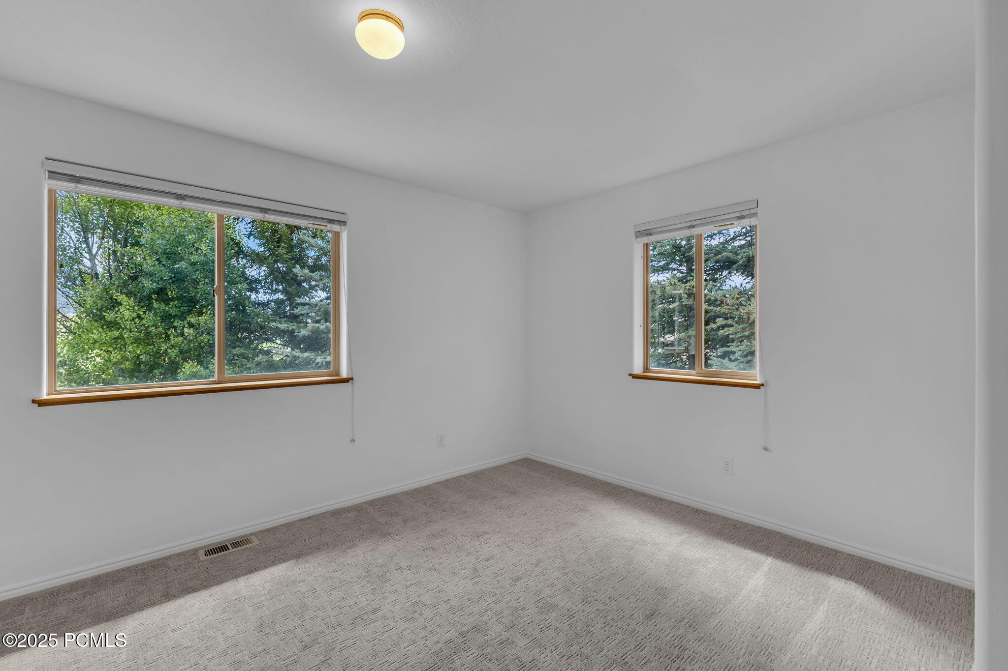 874 S West Hoytsville Road