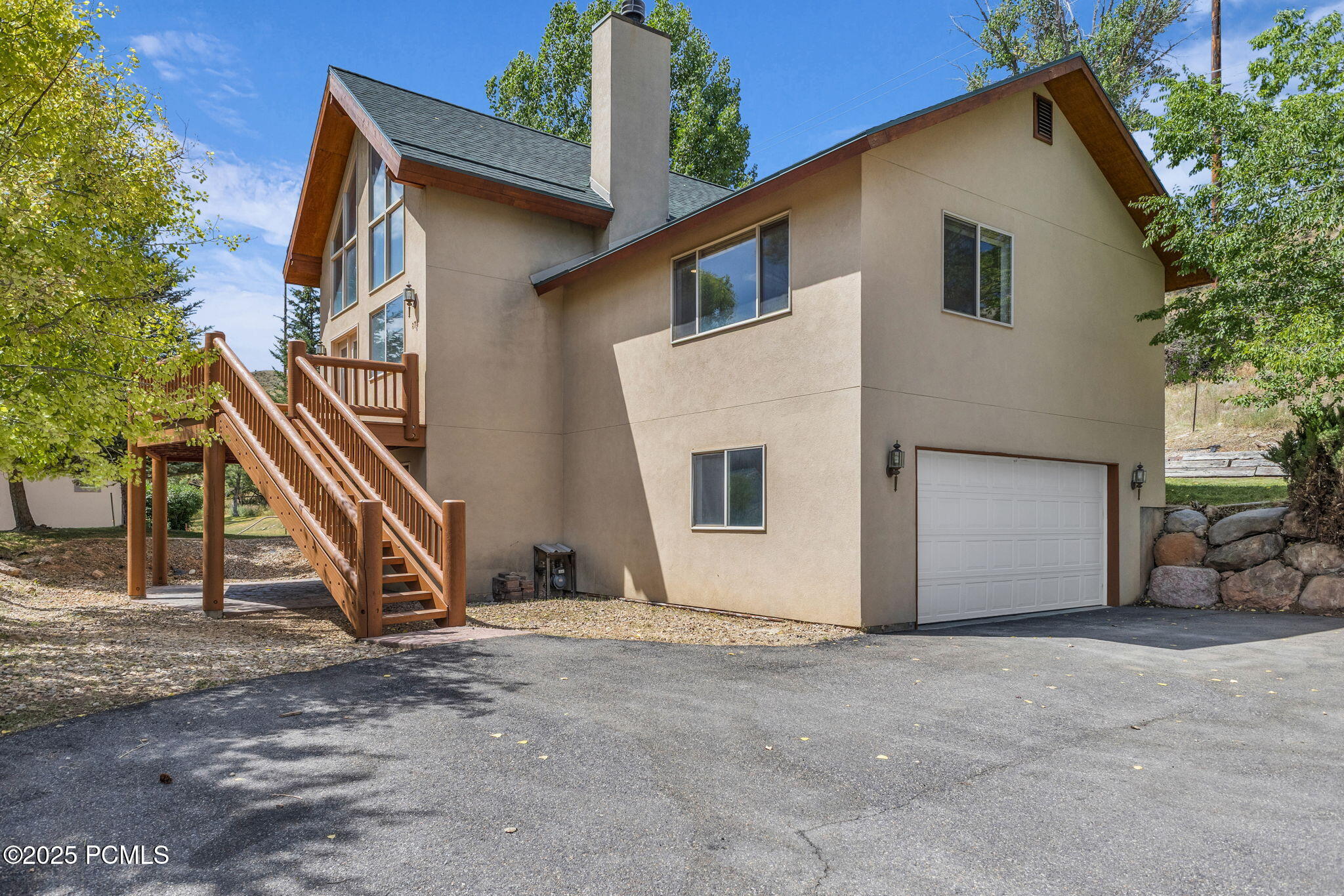 874 S West Hoytsville Road