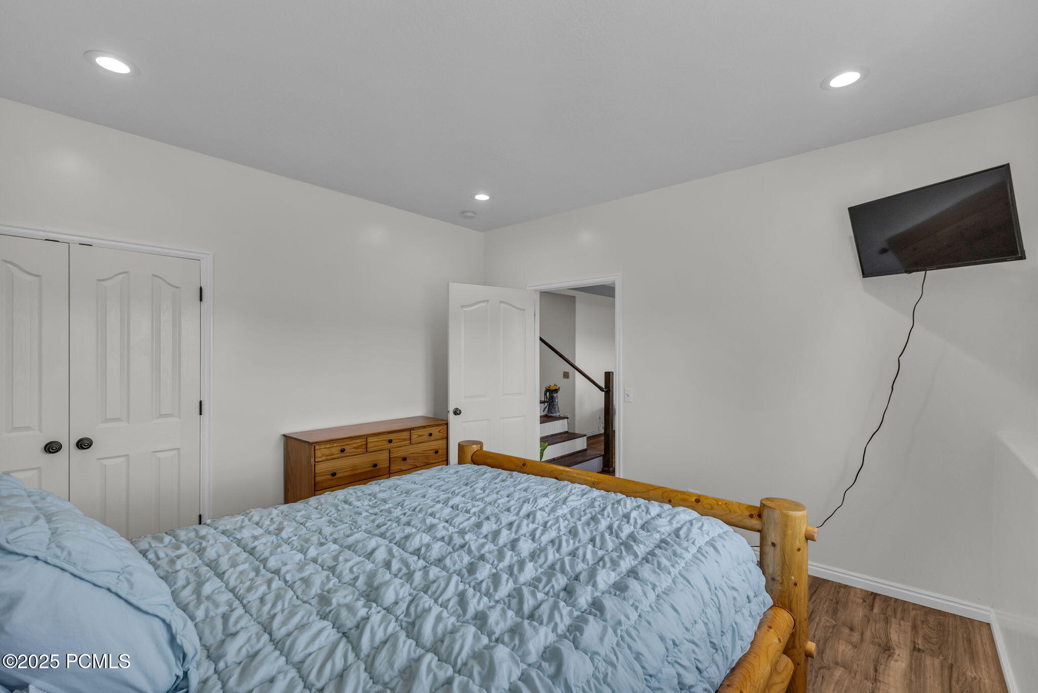 878 S West Hoytsville Road