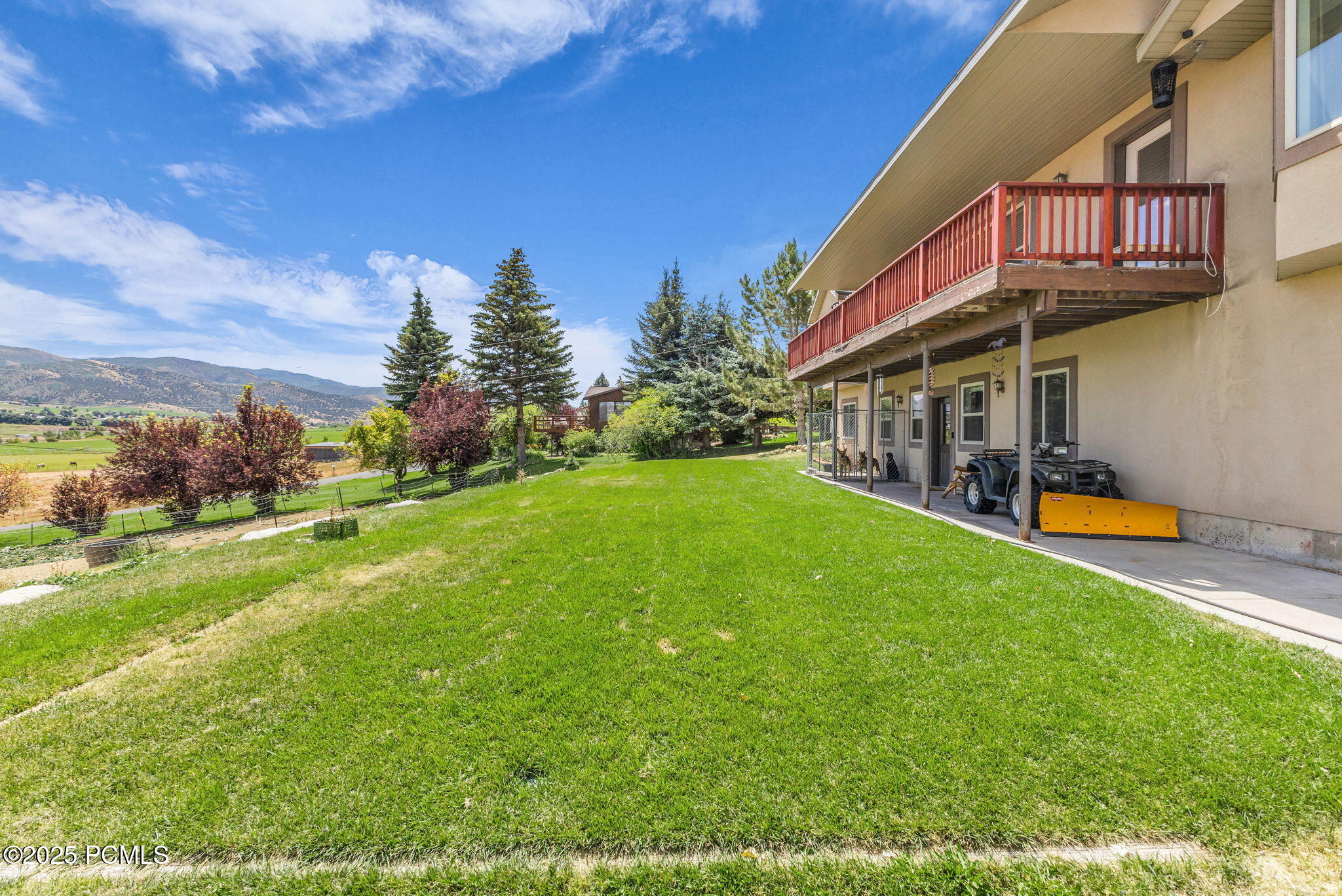 878 S West Hoytsville Road