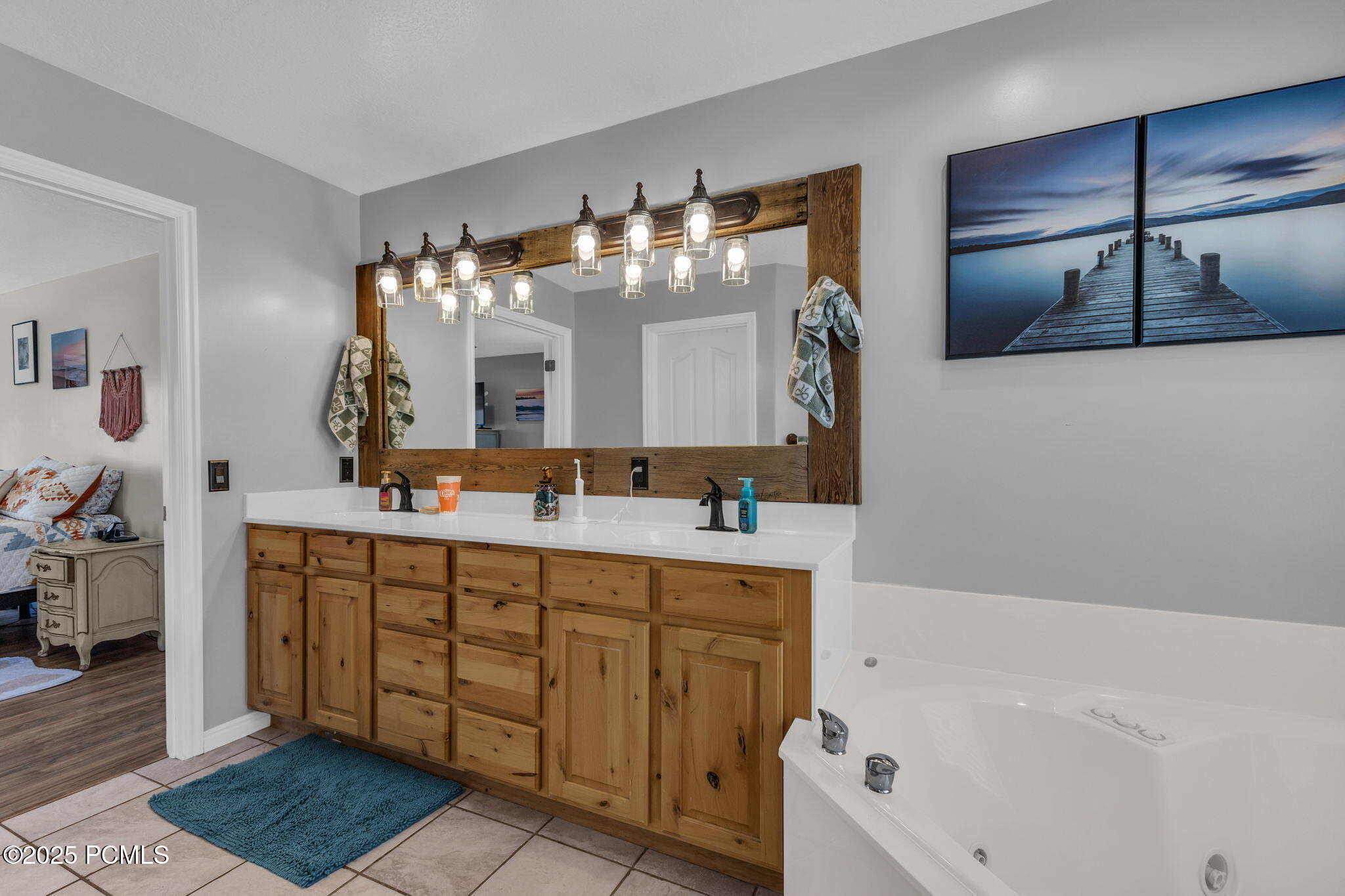 878 S West Hoytsville Road