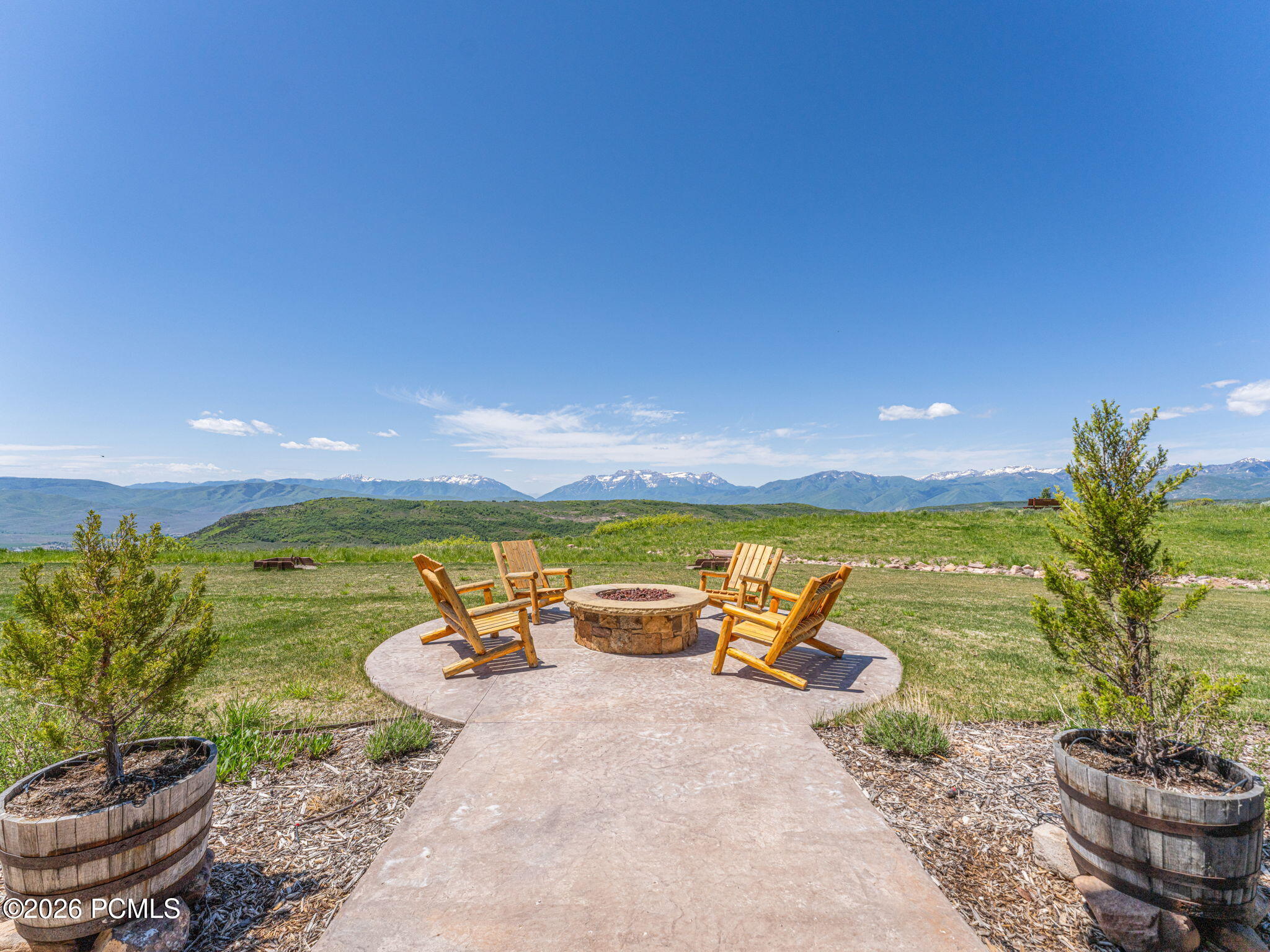 1975 N Westward Ho Rd