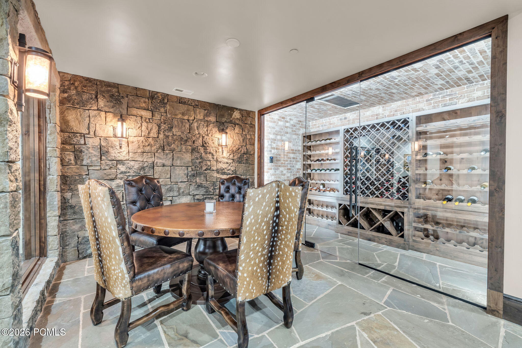 1975 N Westward Ho Rd