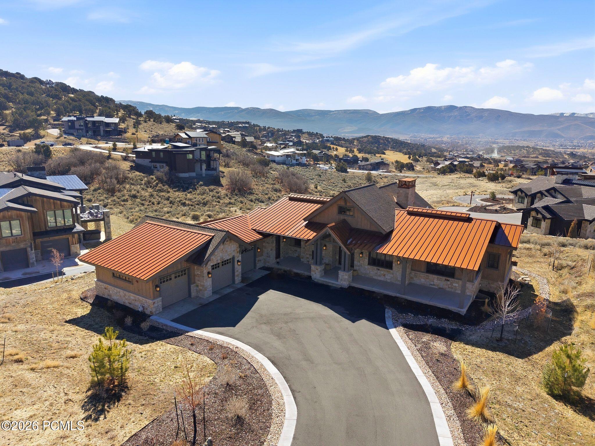 2044 E Notch Mountain Circle