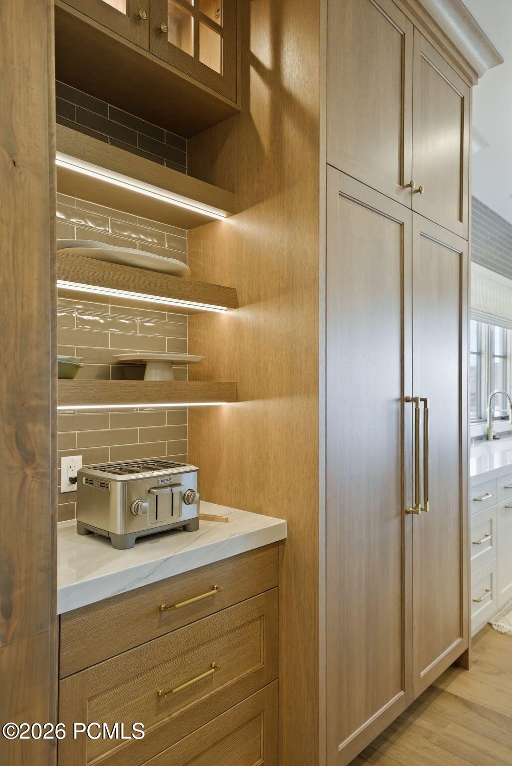 2044 E Notch Mountain Circle