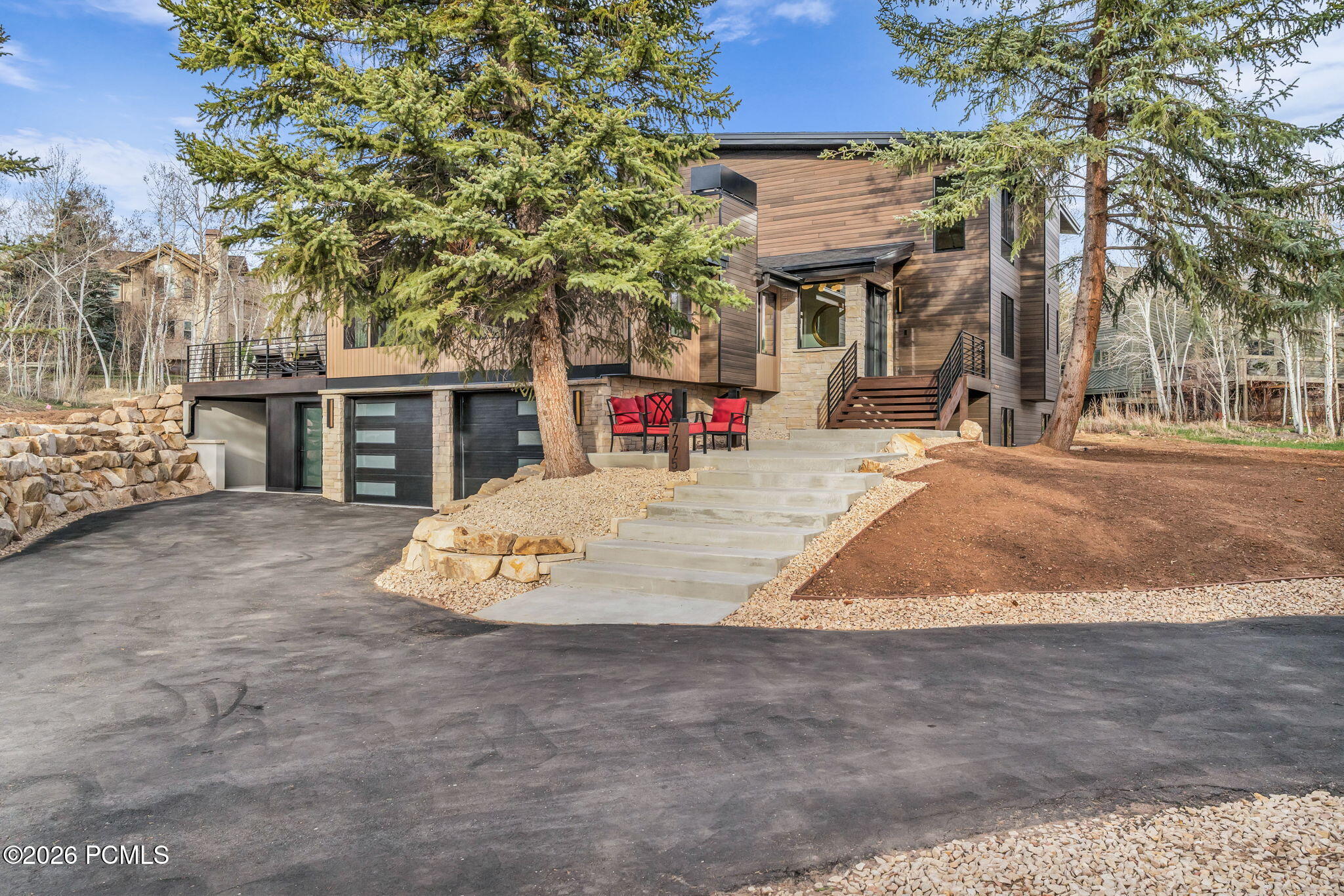 7775 N Pinebrook Road