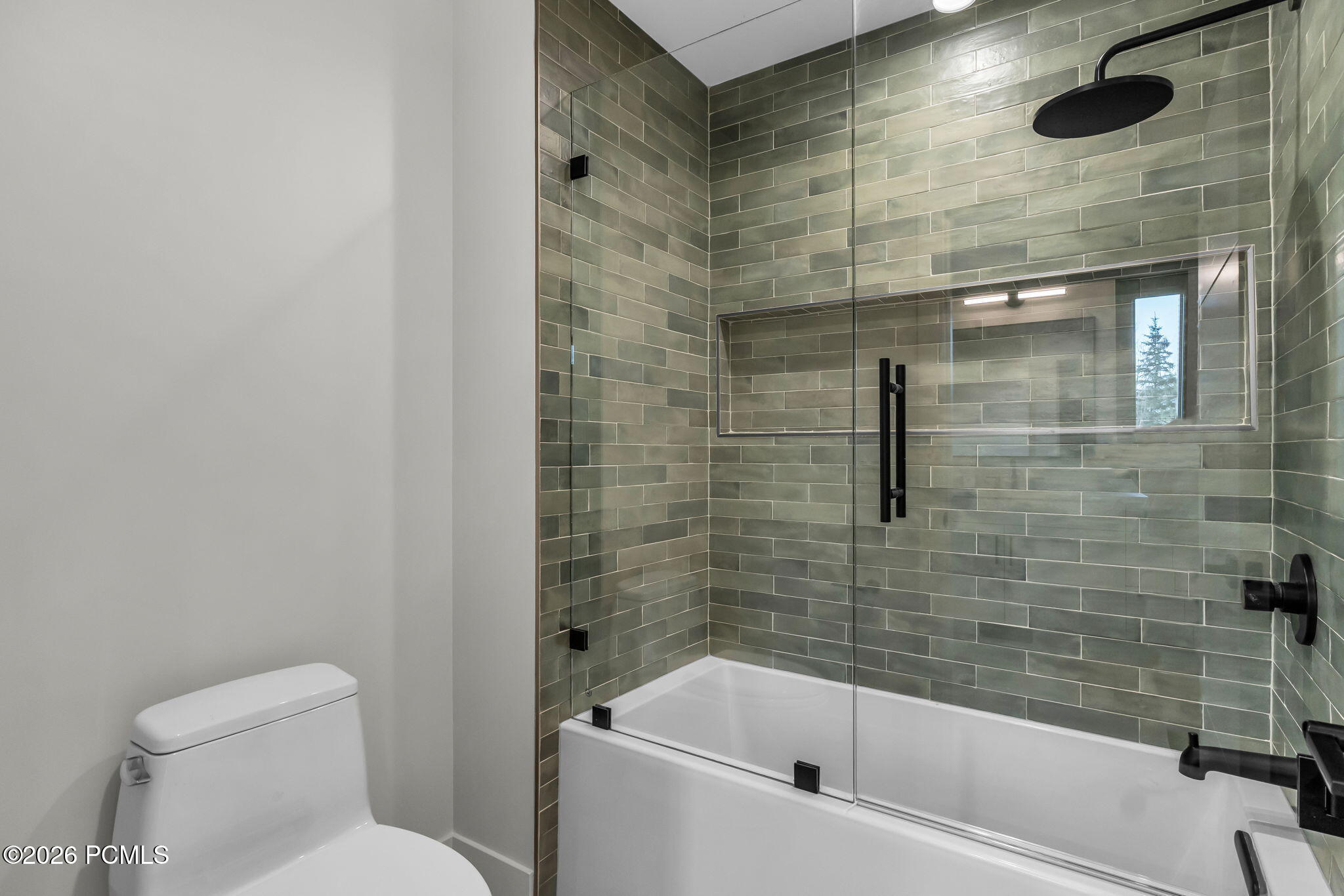 7775 N Pinebrook Road