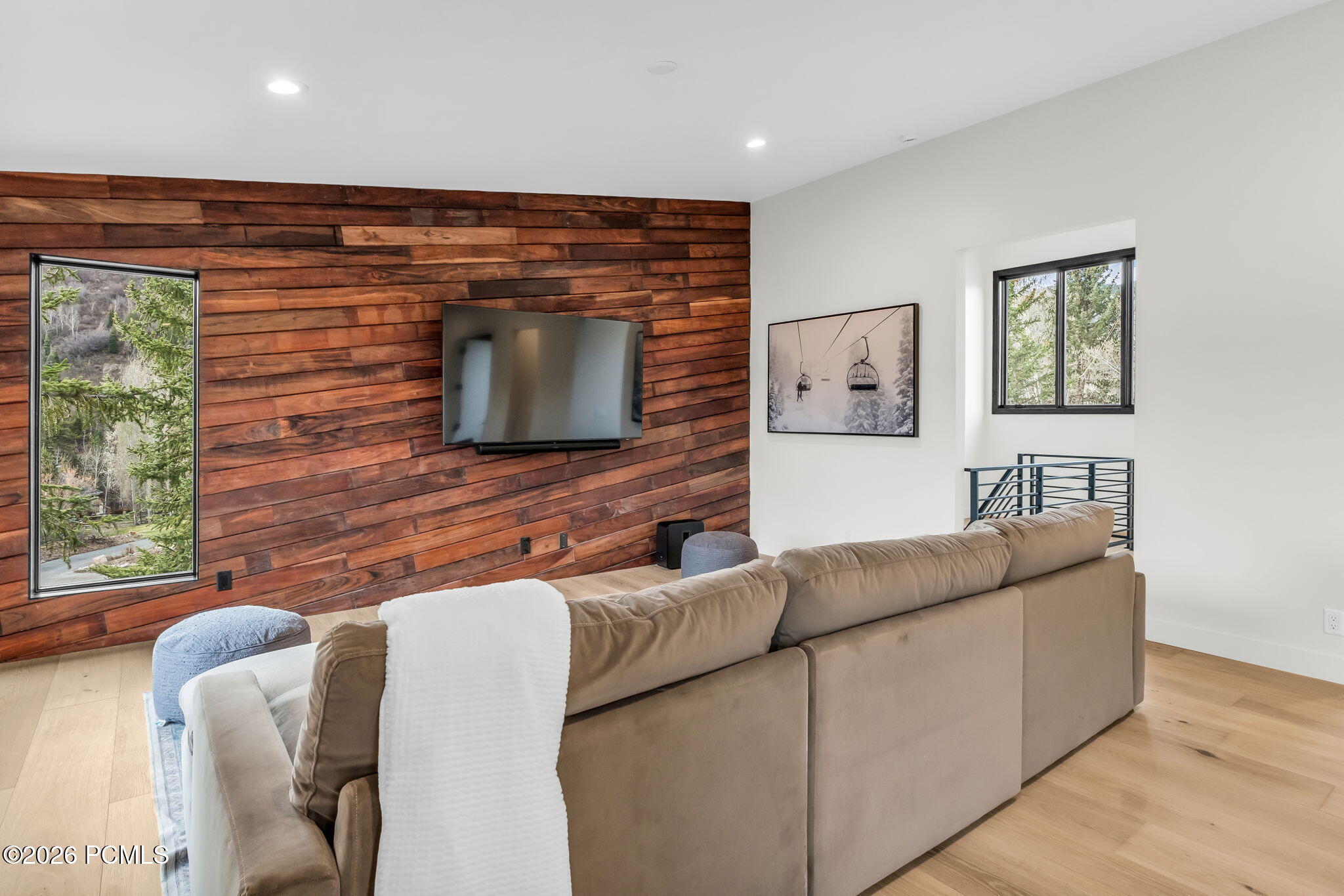 7775 N Pinebrook Road