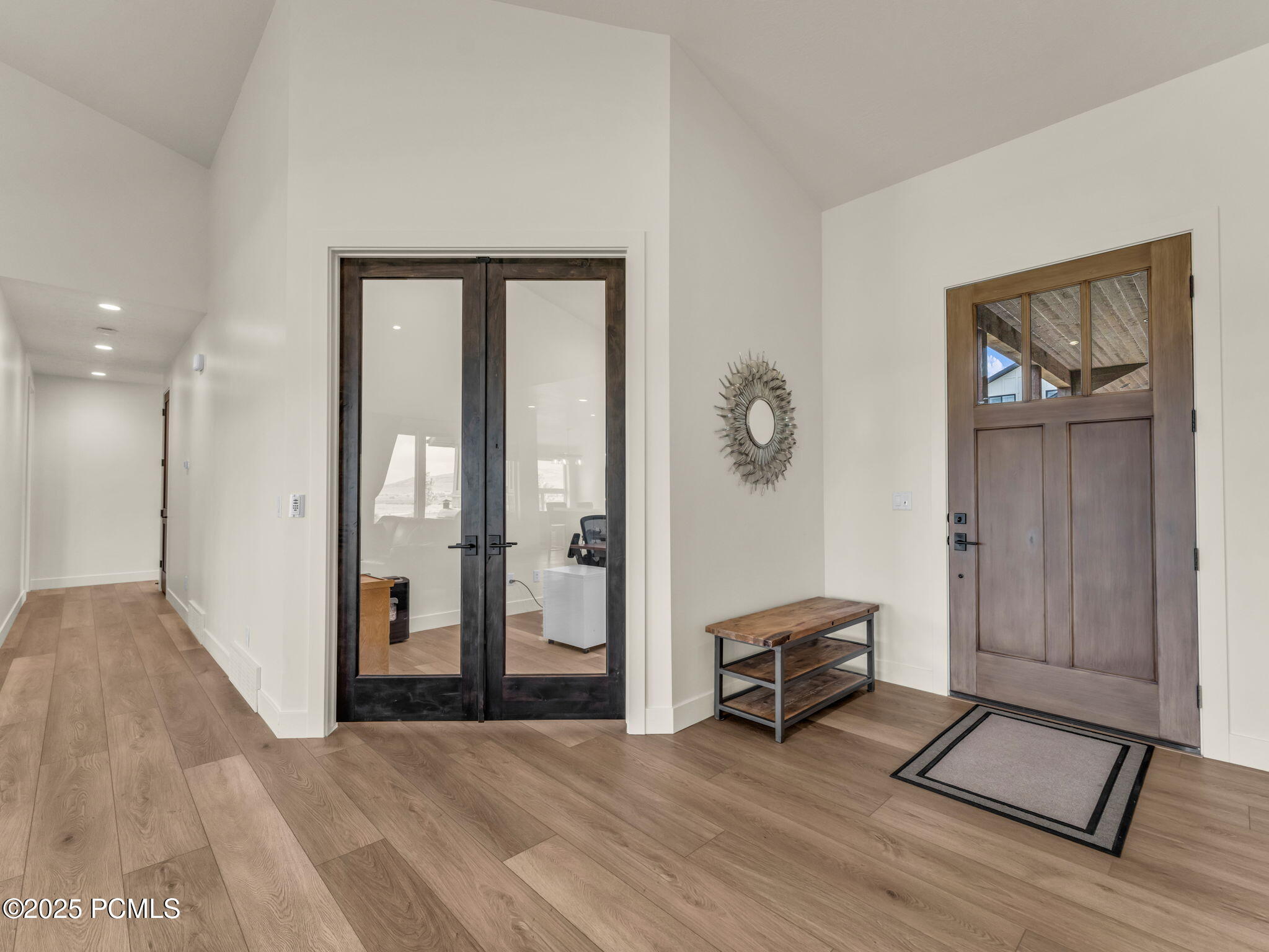 943 Hart Loop
