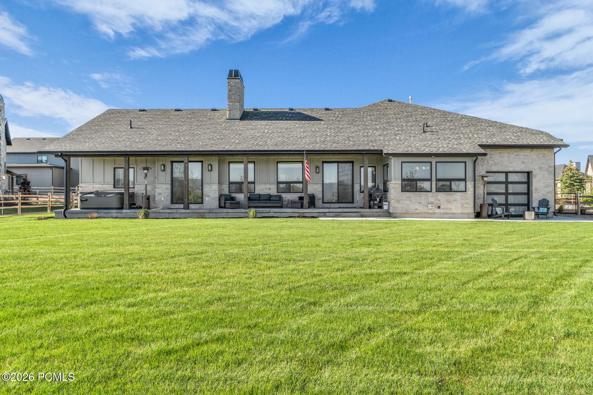943 Hart Loop