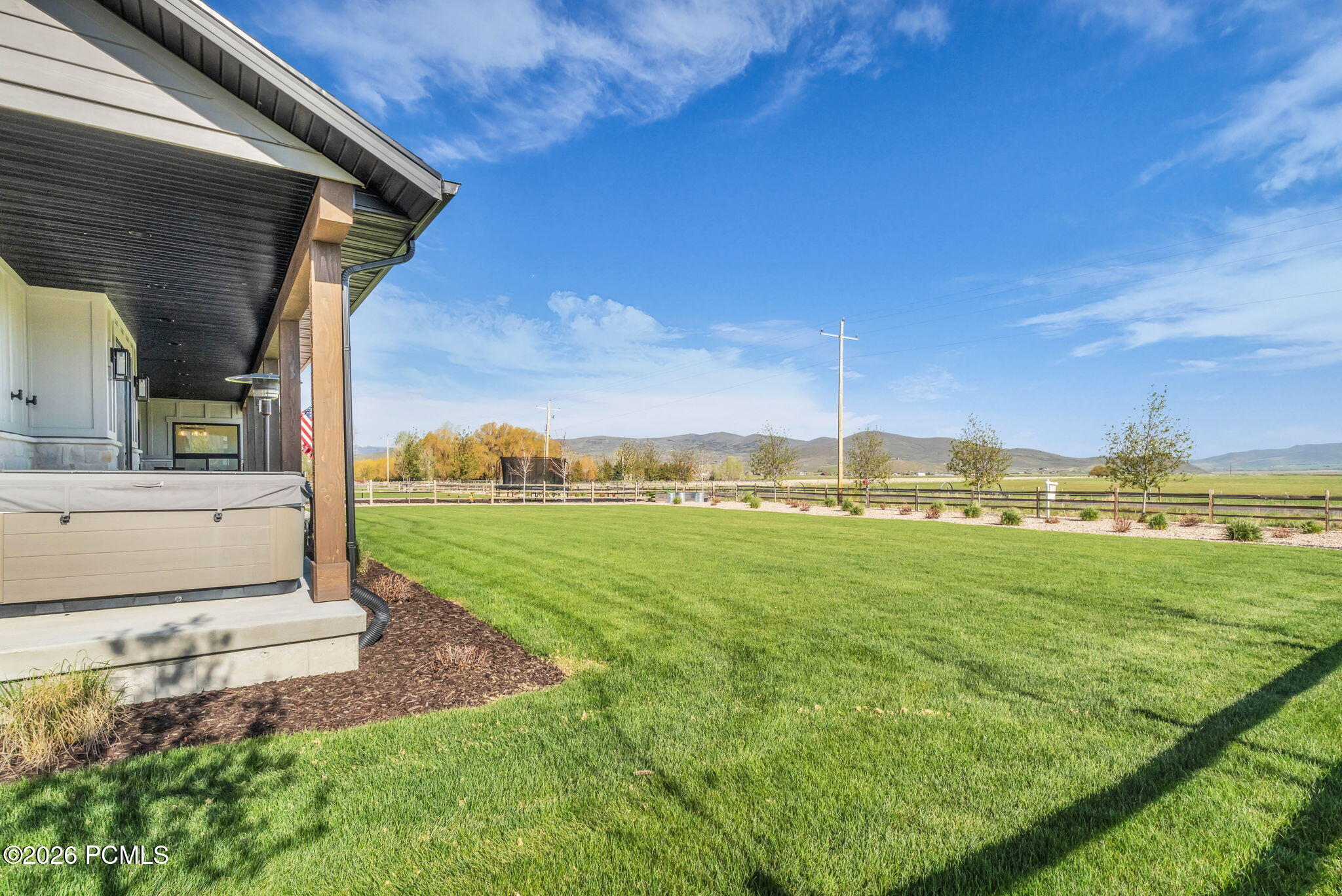 943 Hart Loop