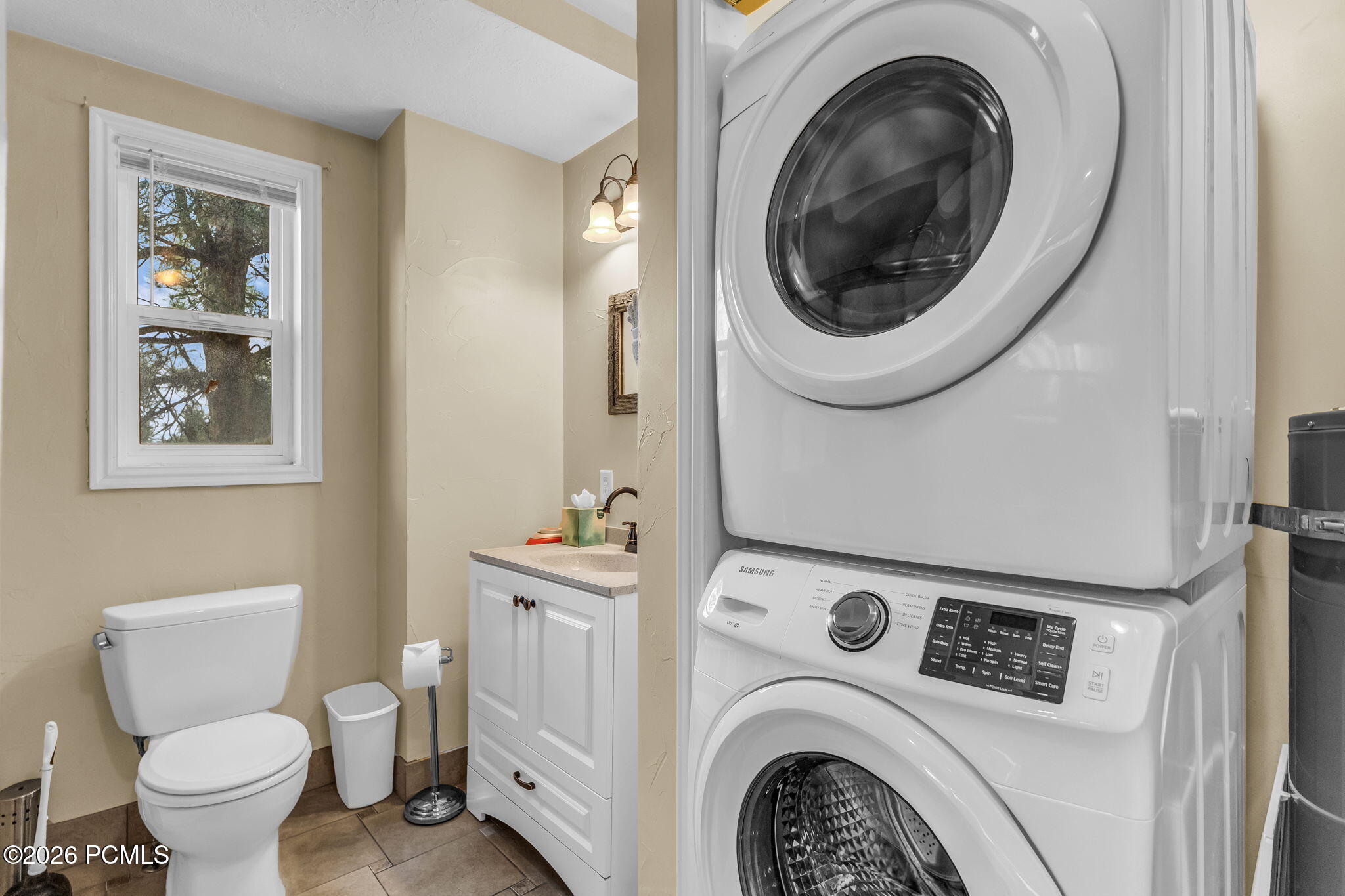 1885 Prospector Ave B12