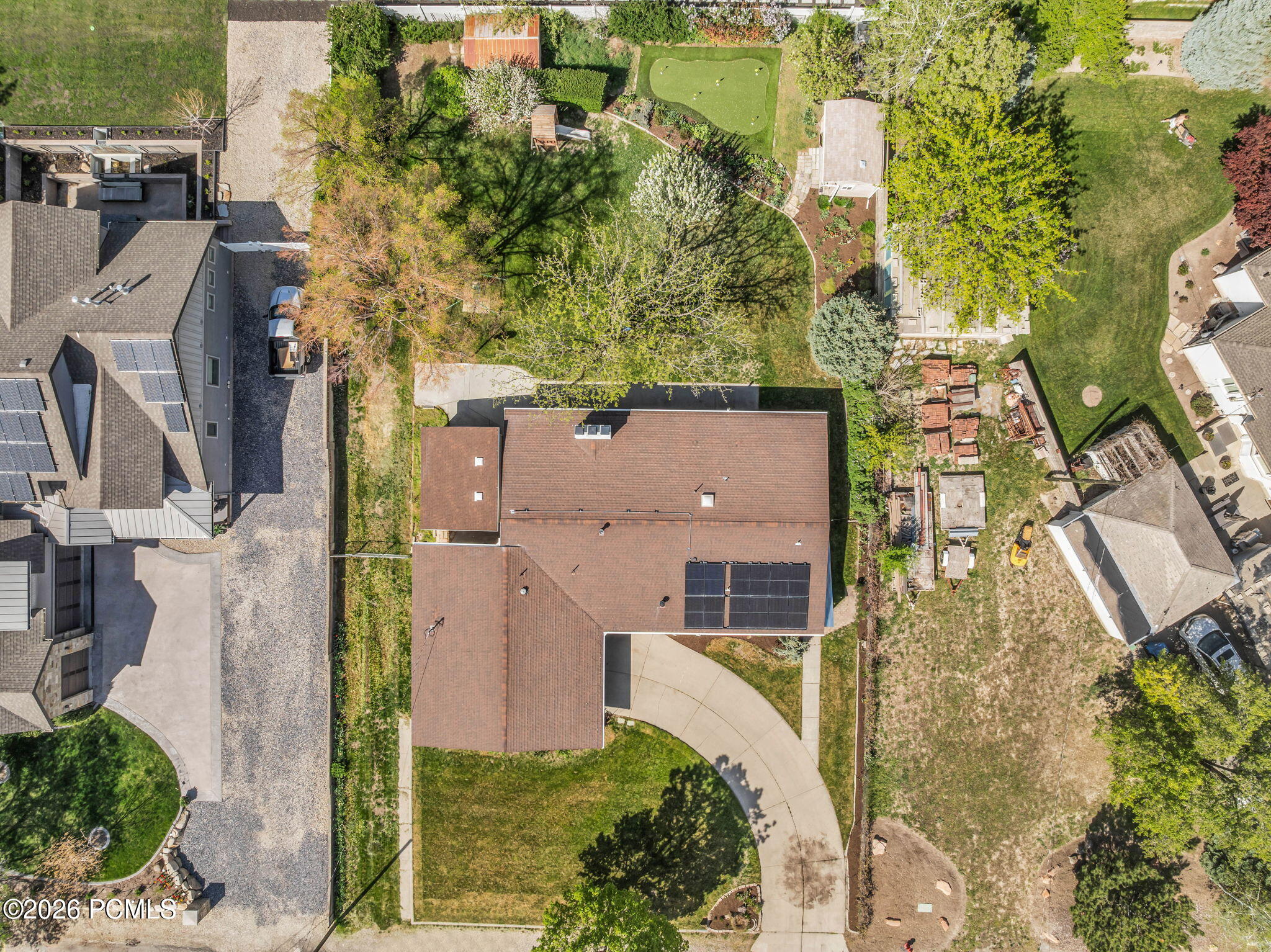 1893 E Lincoln Ln