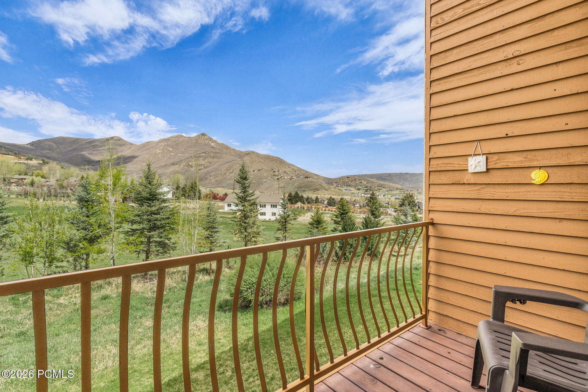 984 Uri Lane D-6