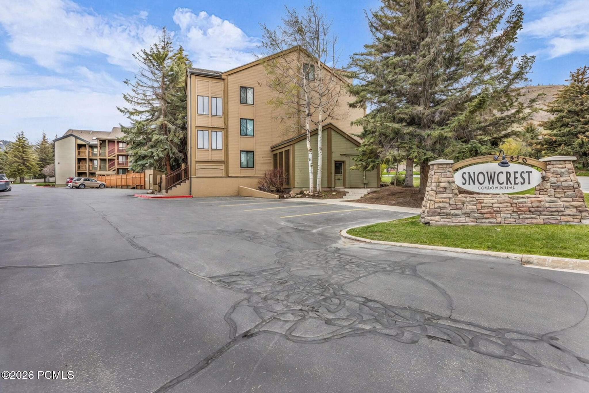 1530 Empire Avenue 117