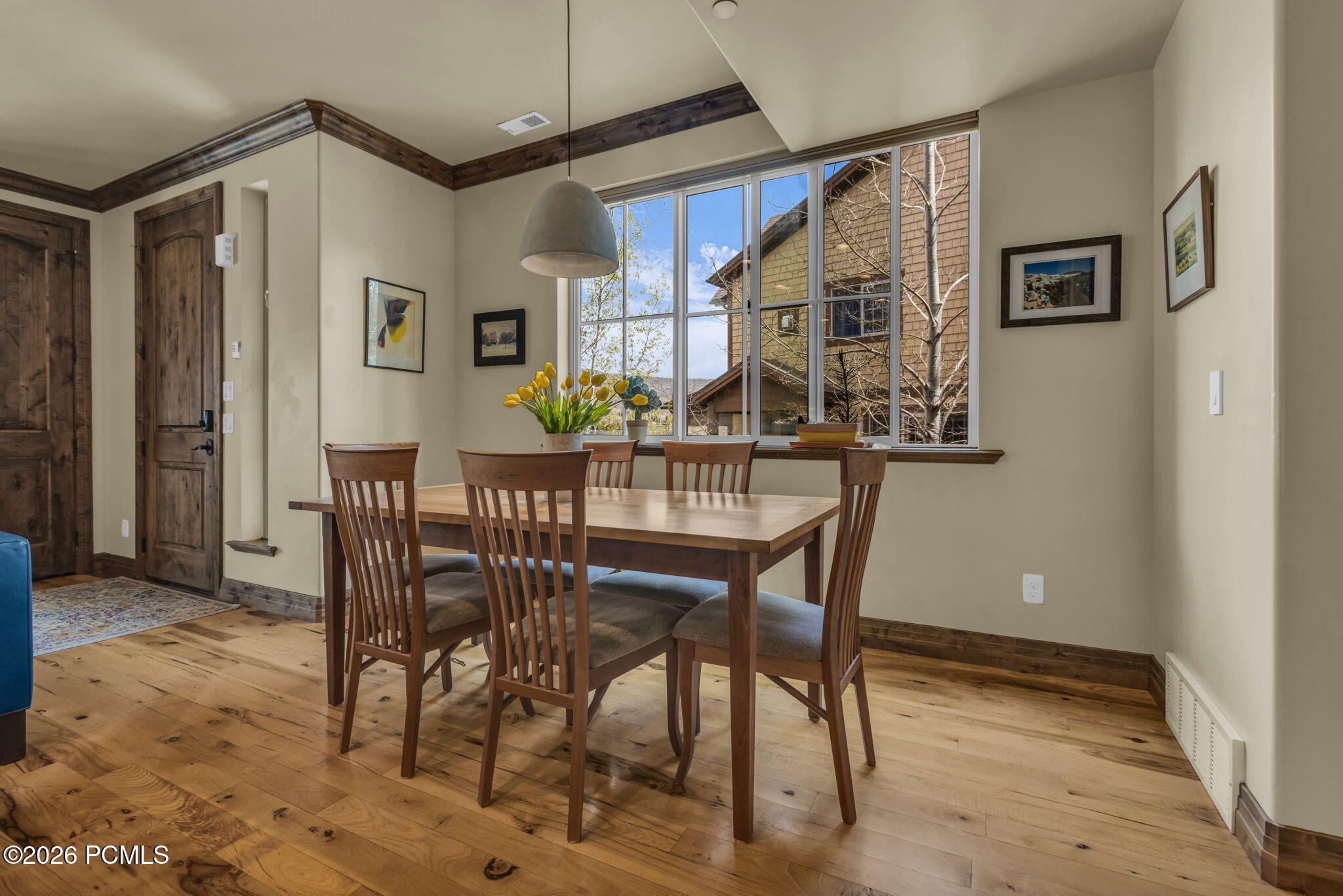 3137 Lower Saddleback Road