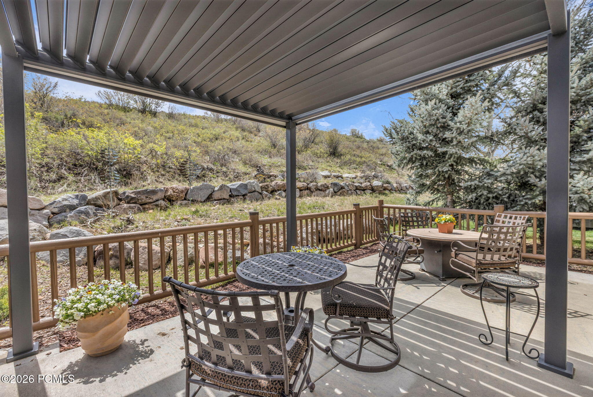 3137 Lower Saddleback Road