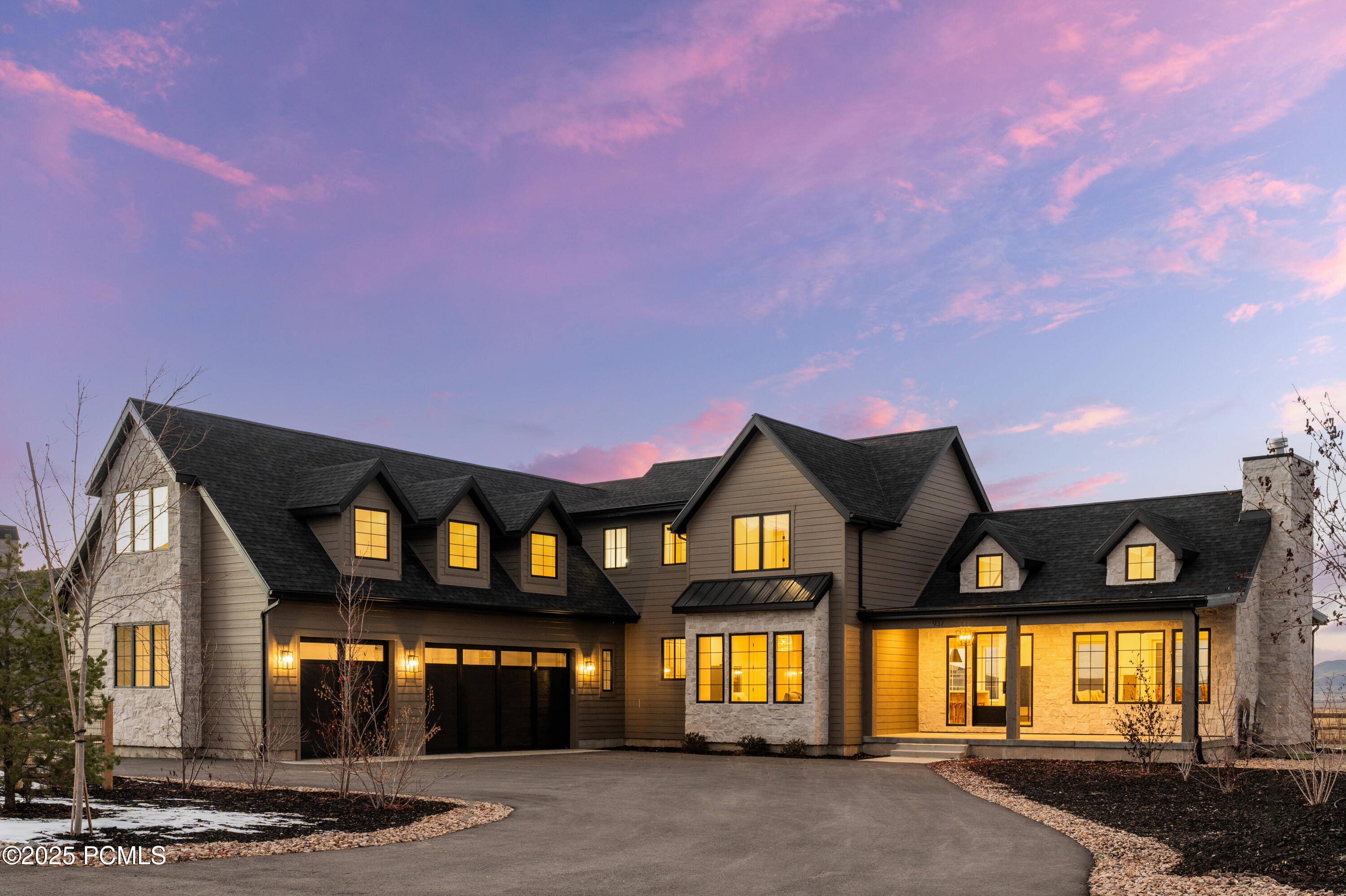 861 Hart Loop