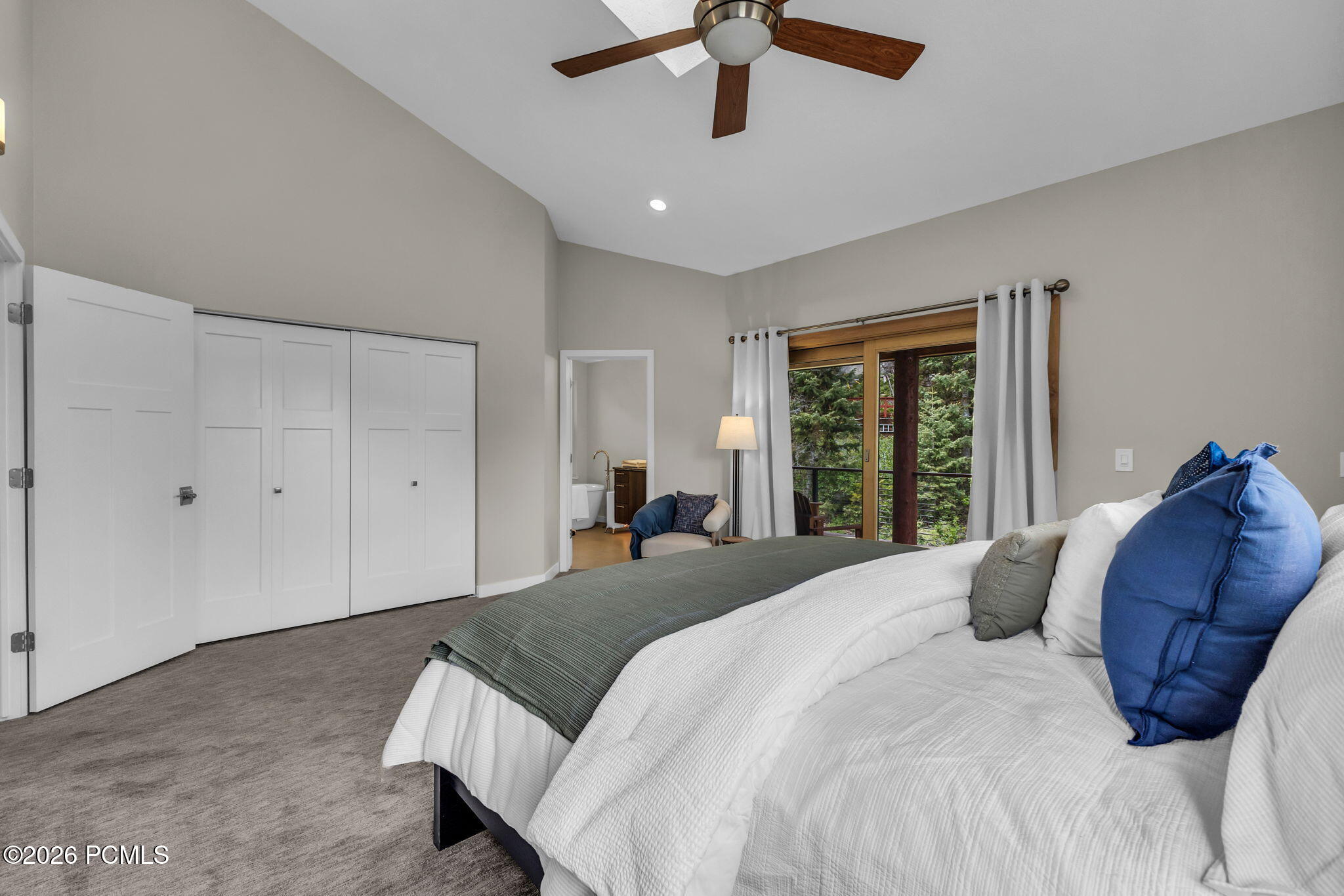 60 Saint Moritz Circle