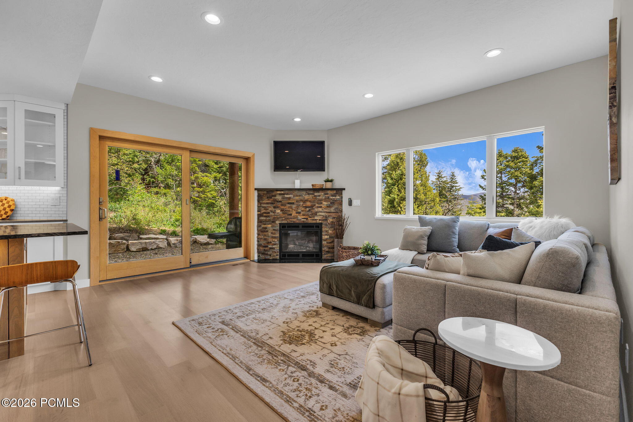 60 Saint Moritz Circle
