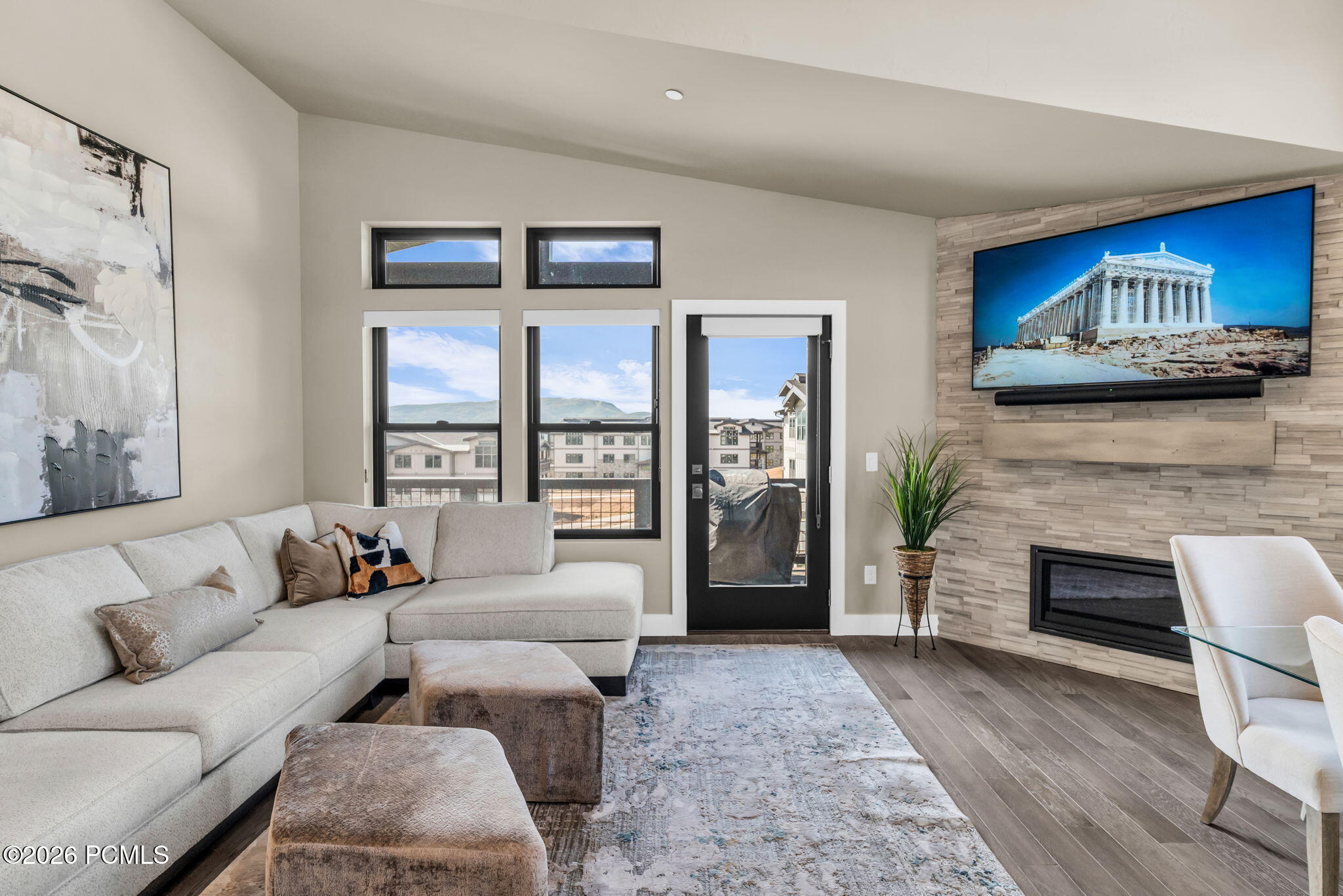 1121 W Helling Cir 302
