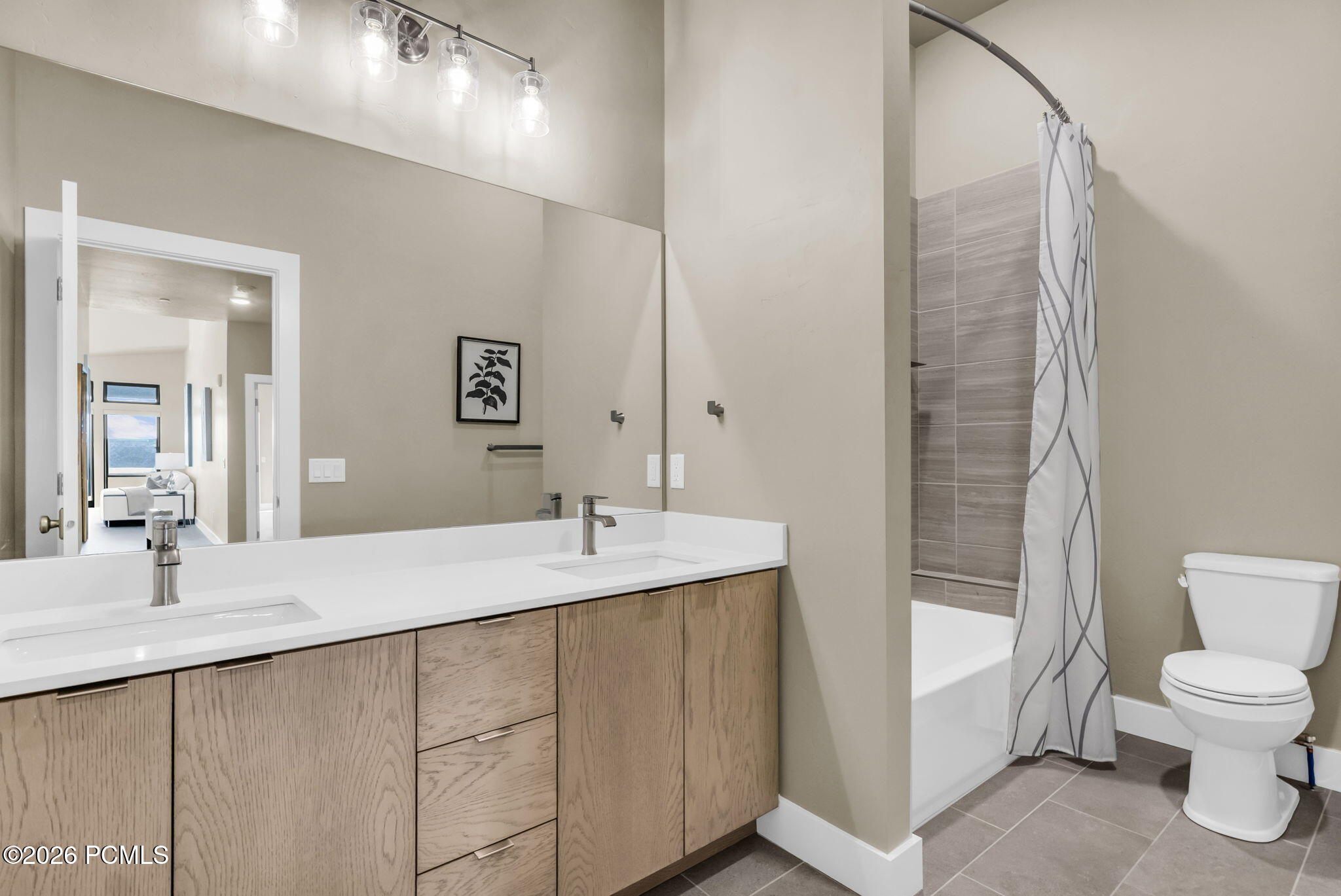 1121 W Helling Cir 302