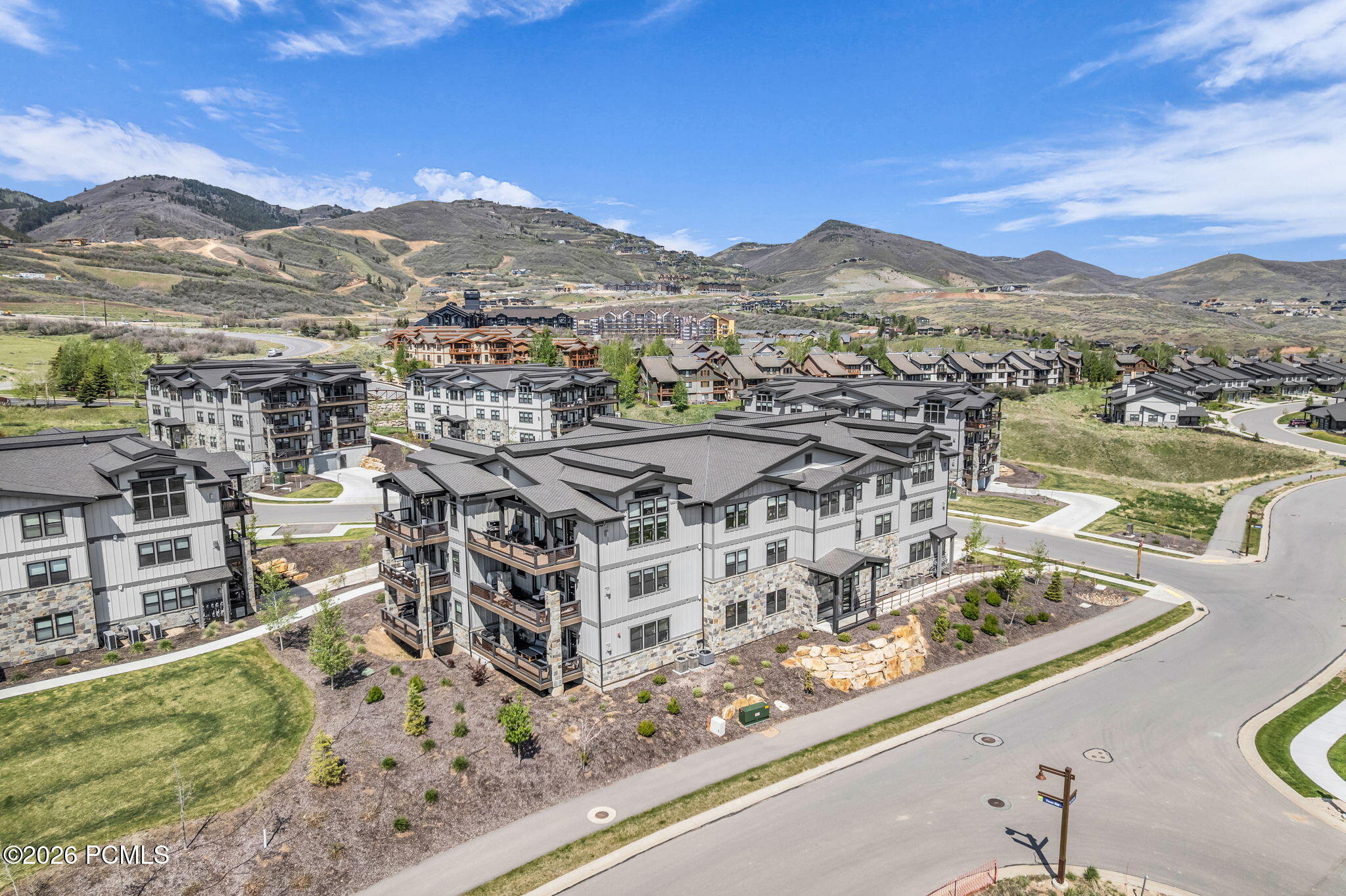 1121 W Helling Cir 302