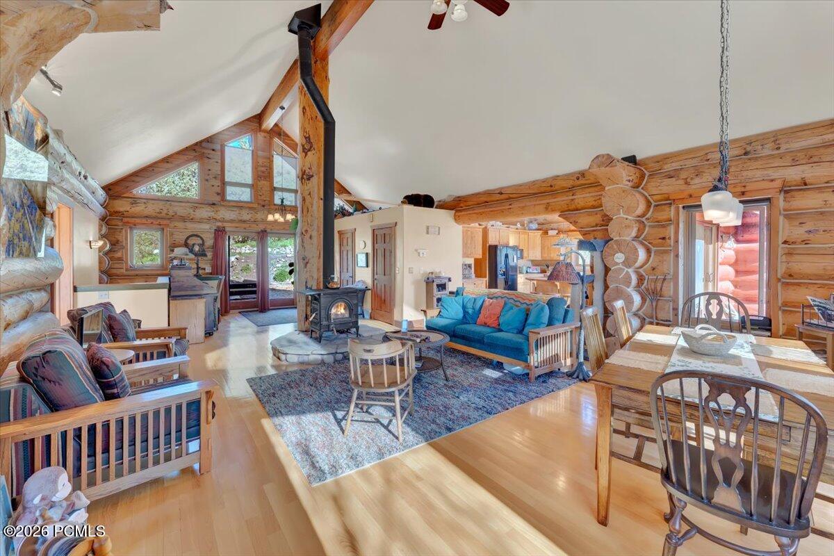 4400 S Red Fox Road