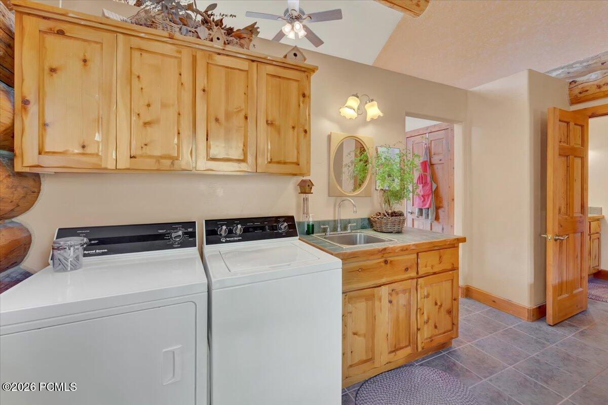 4400 S Red Fox Road