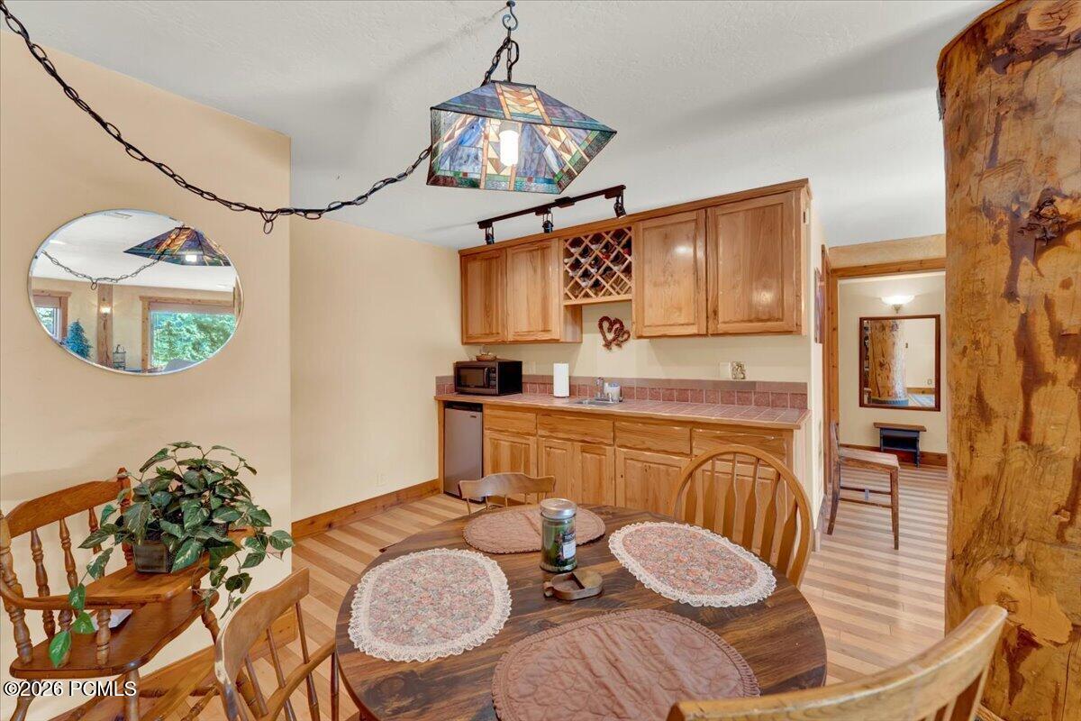 4400 S Red Fox Road