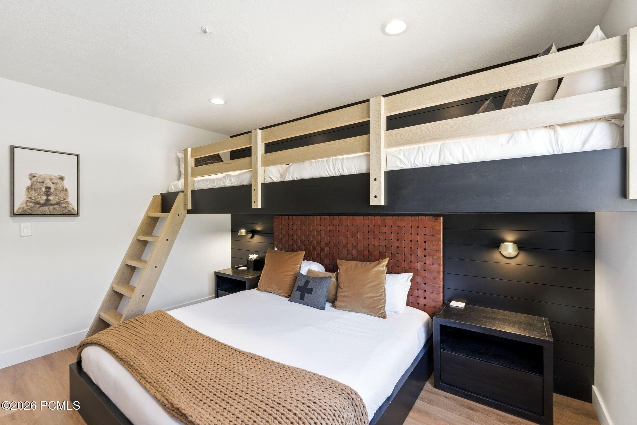 2236 Jupiter View Drive 19