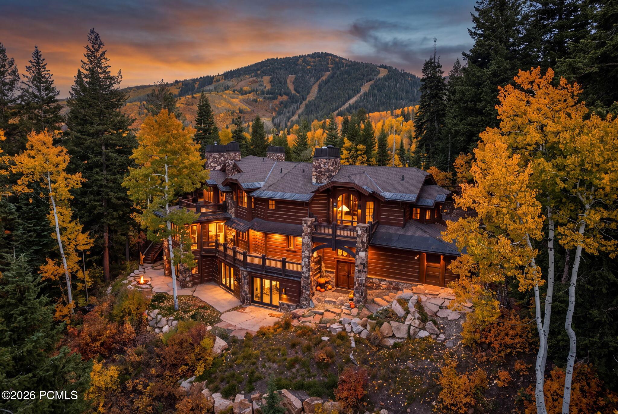 22 White Pine Canyon Rd