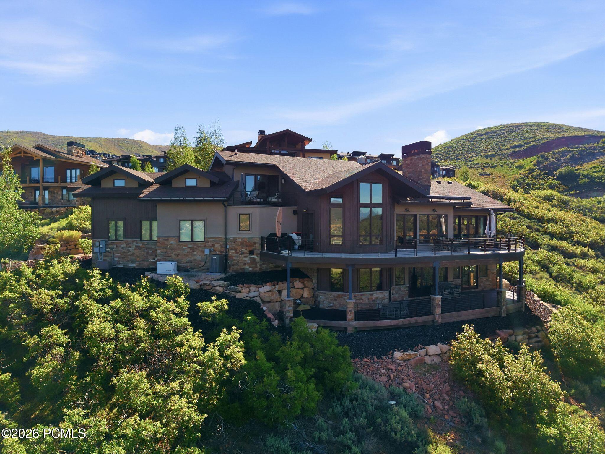 11080 N Lariat Ct