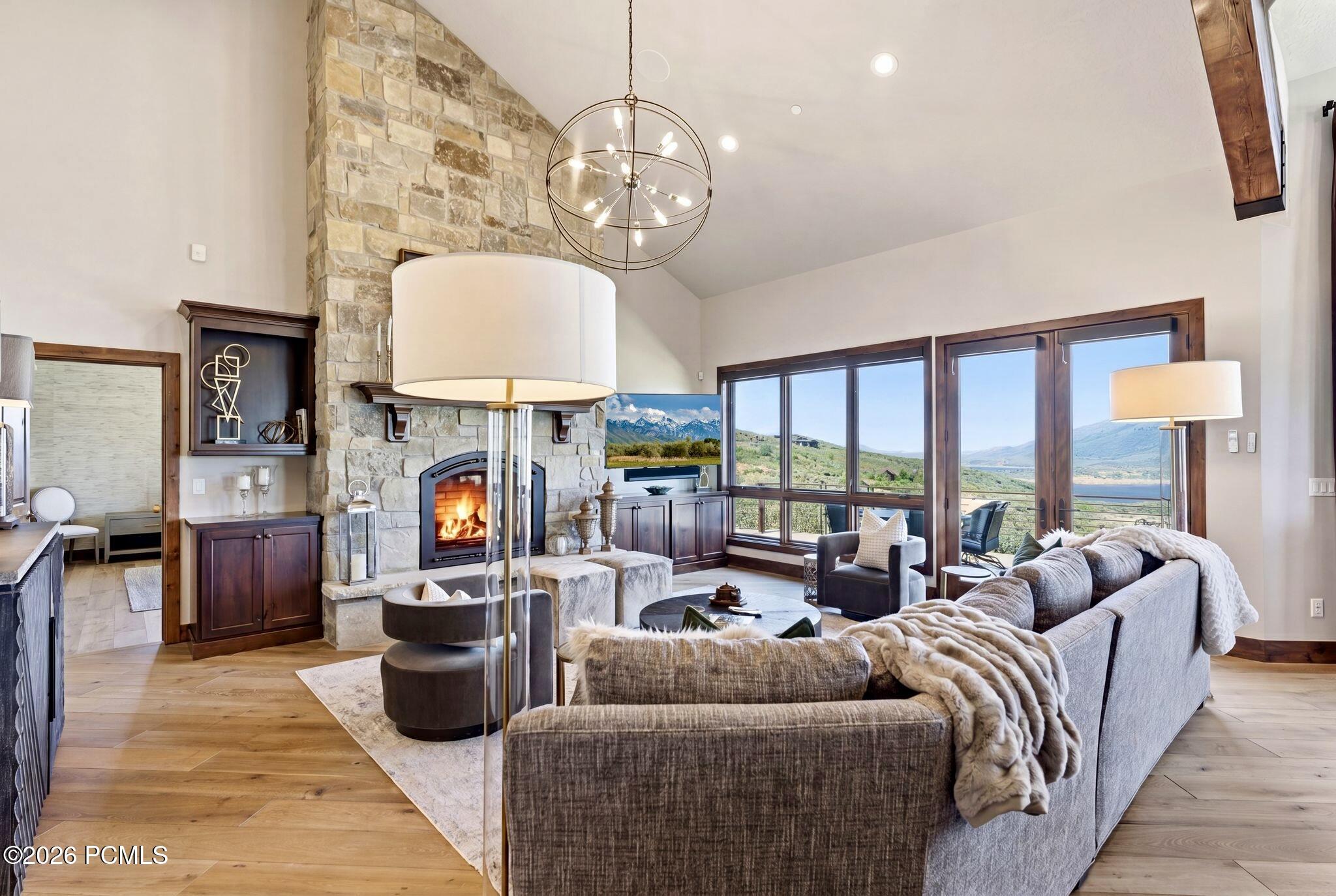 11080 N Lariat Ct
