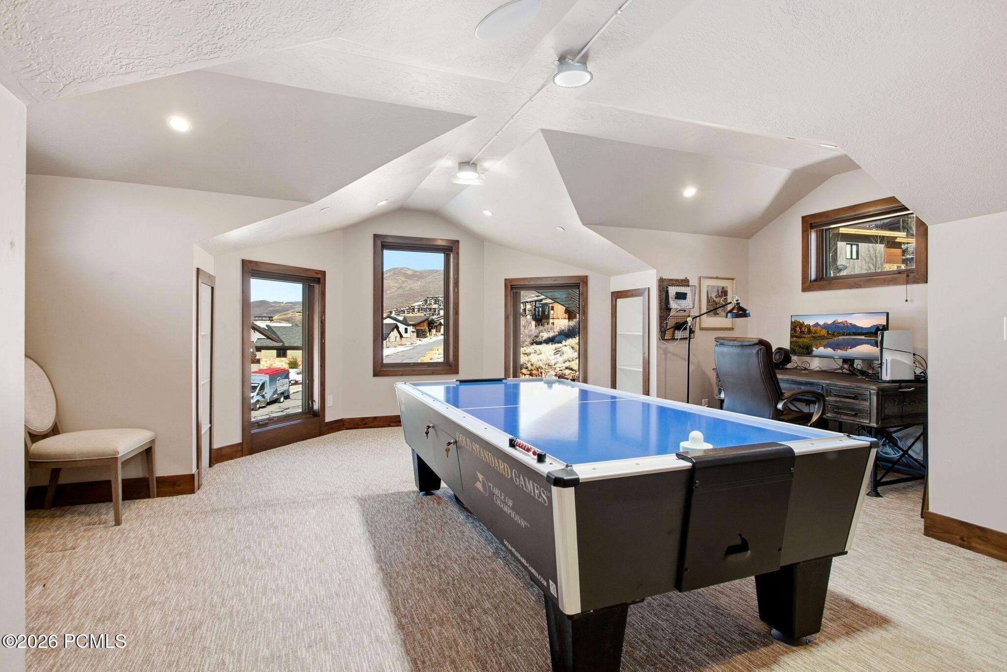 11080 N Lariat Ct