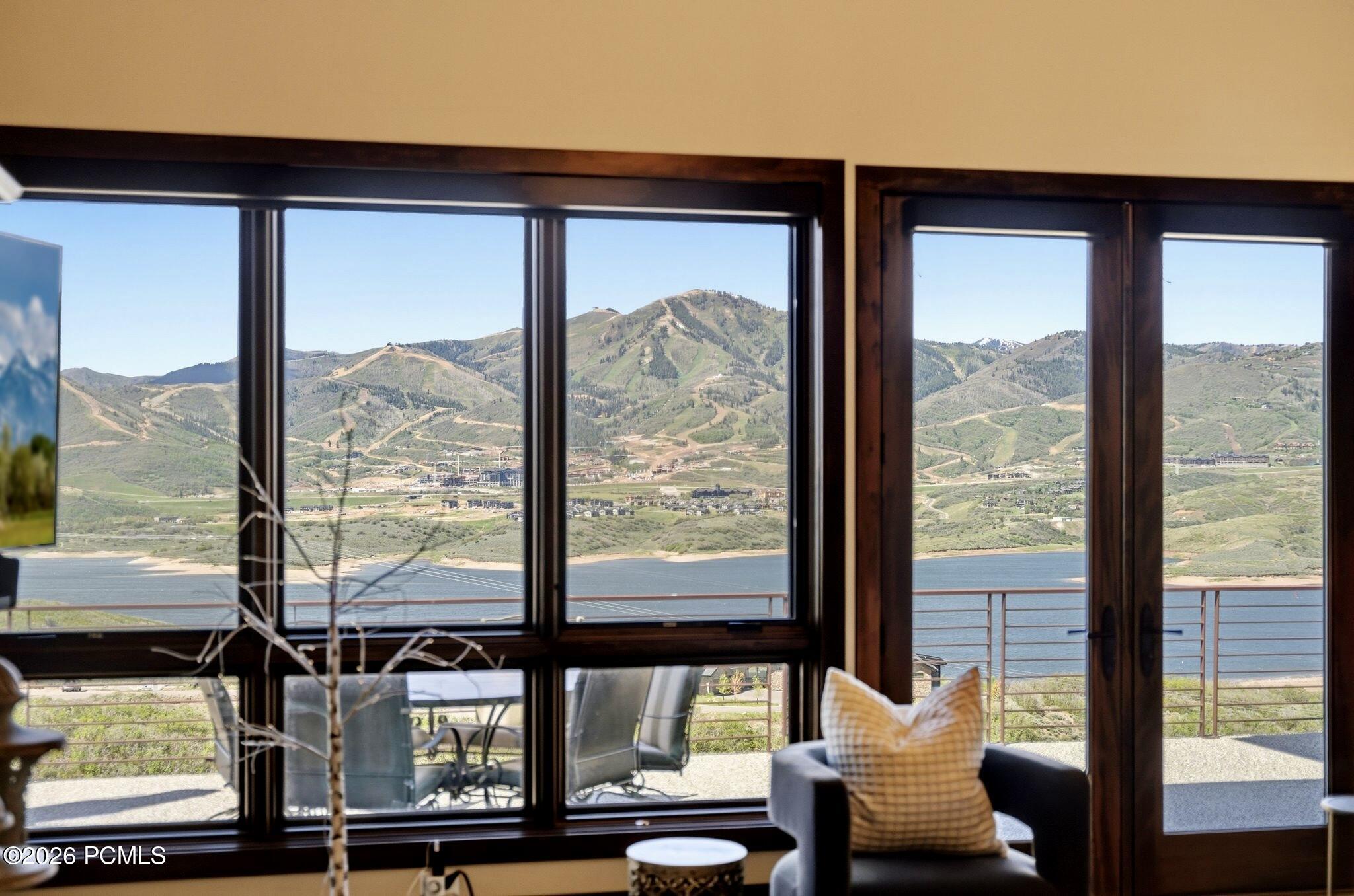 11080 N Lariat Ct