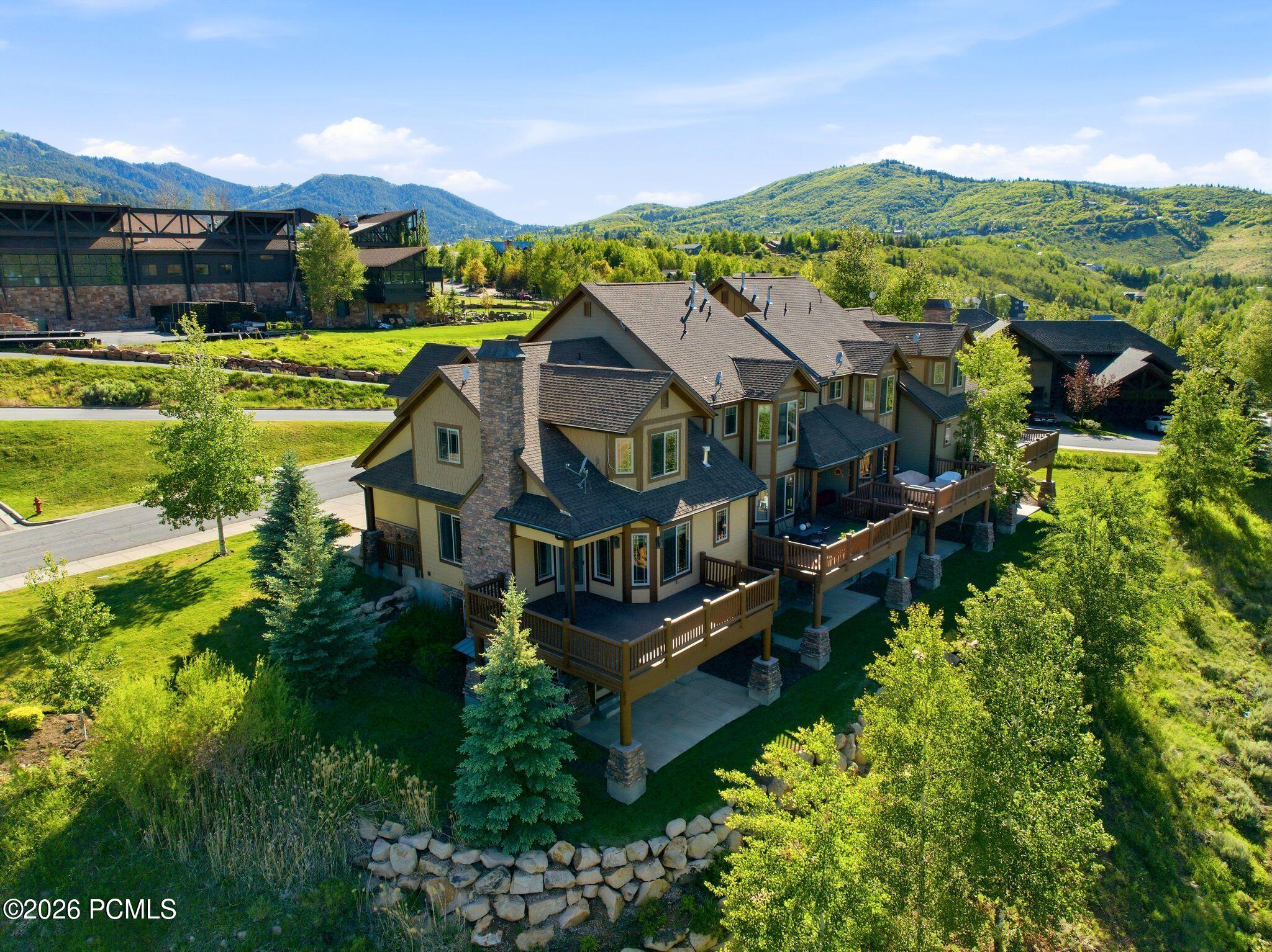 3286 Lower Saddleback Road