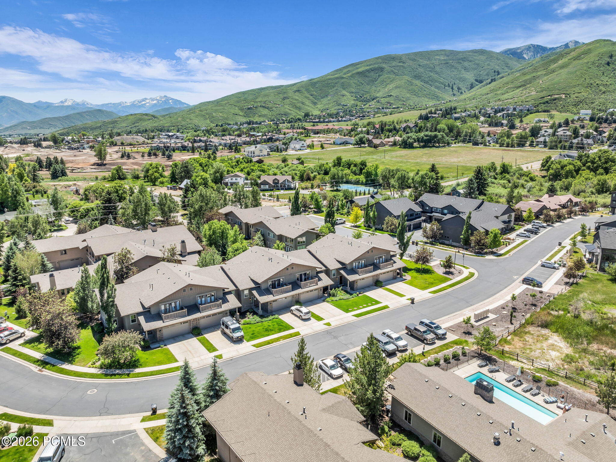 475 W 1150 North 4